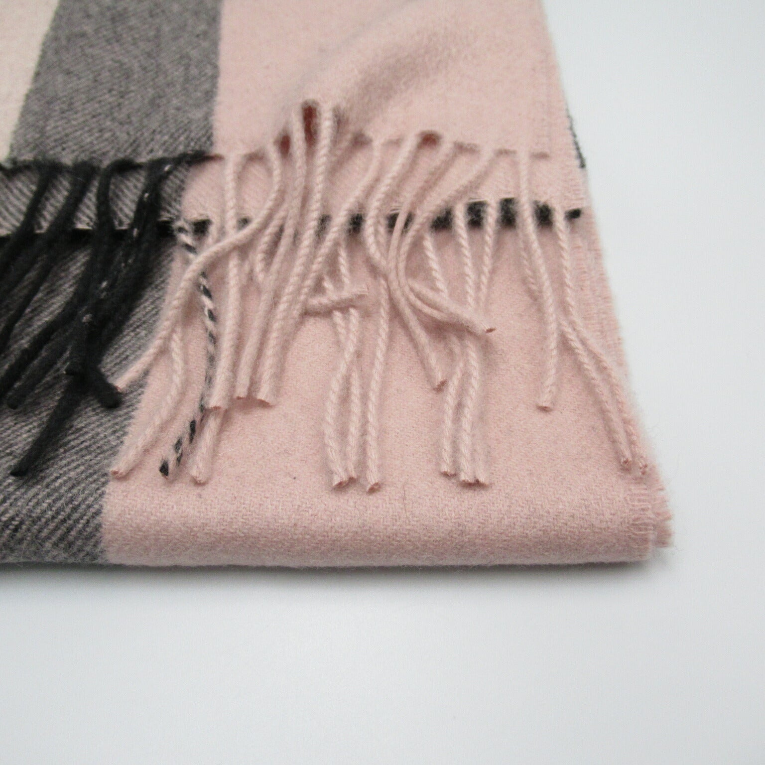 Burberry Cashmere Scarf Pink 8015549