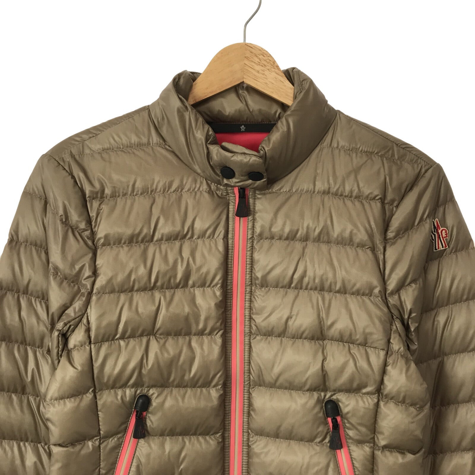 Moncler Waribi Down Jacket Beige Polyamide