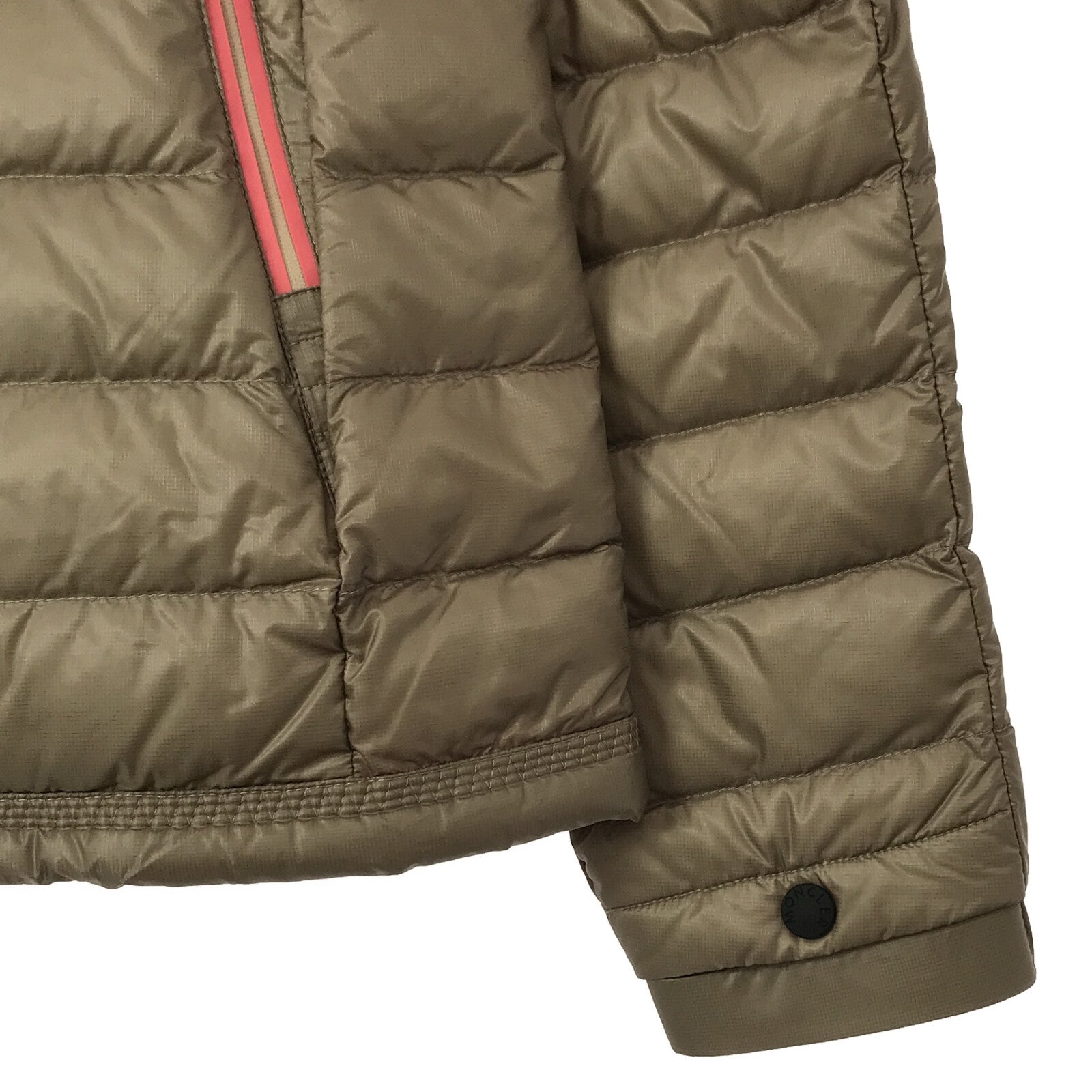 Moncler Waribi Down Jacket Beige Polyamide