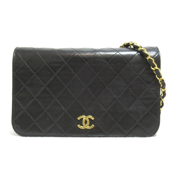 Chanel Quilted CC Full Flap Crossbody Bag Leather Crossbody Bag in Very Good Condition