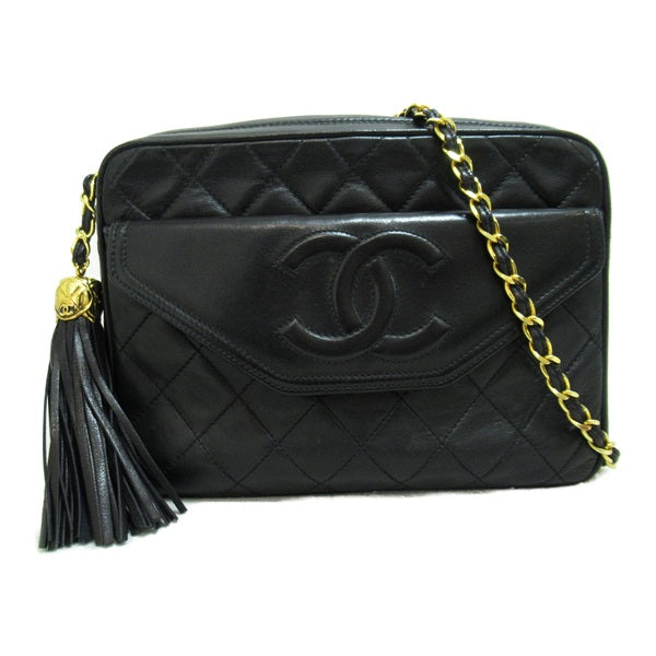 Chanel Quilted CC Camera Bag Leather Crossbody Bag in Very Good Condition