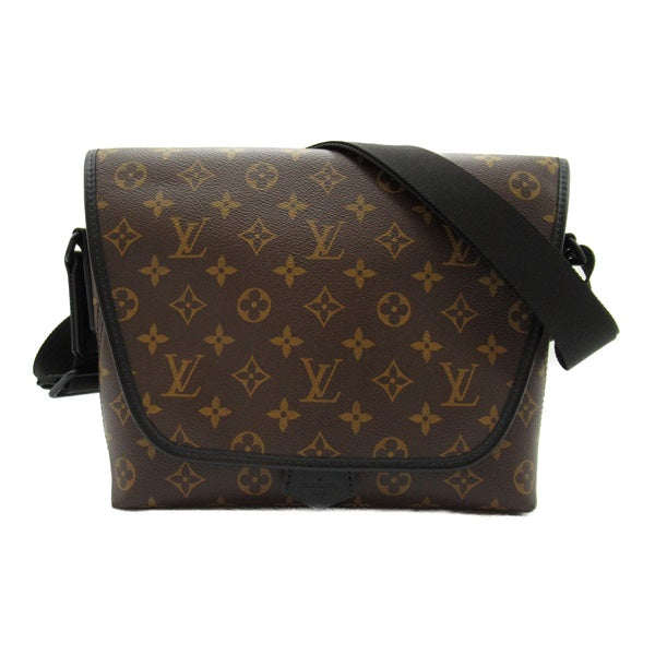 Louis Vuitton Monogram Magnetic Messenger Bag  Canvas Crossbody Bag M45557 in Great Condition