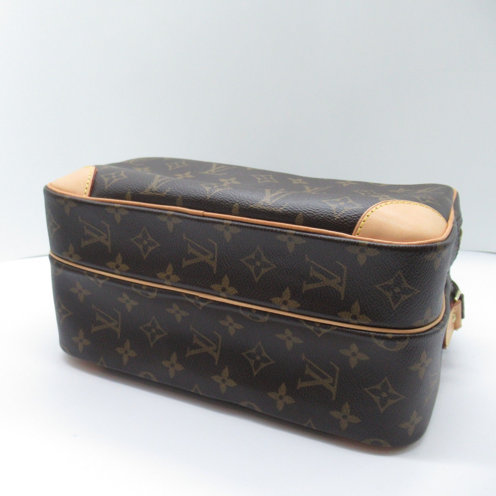 Louis Vuitton Nile Shoulder Bag M45244