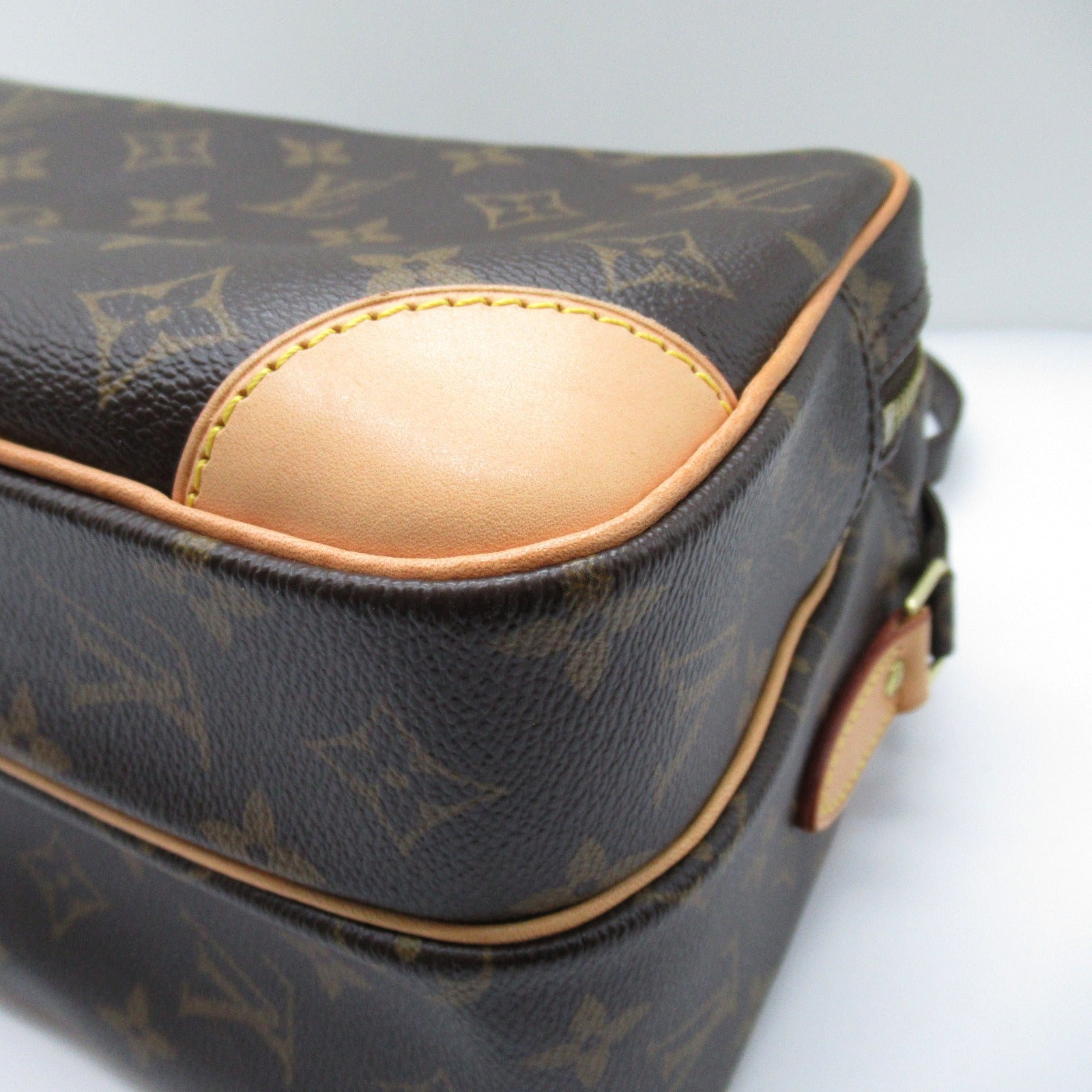 Louis Vuitton Nile Shoulder Bag M45244