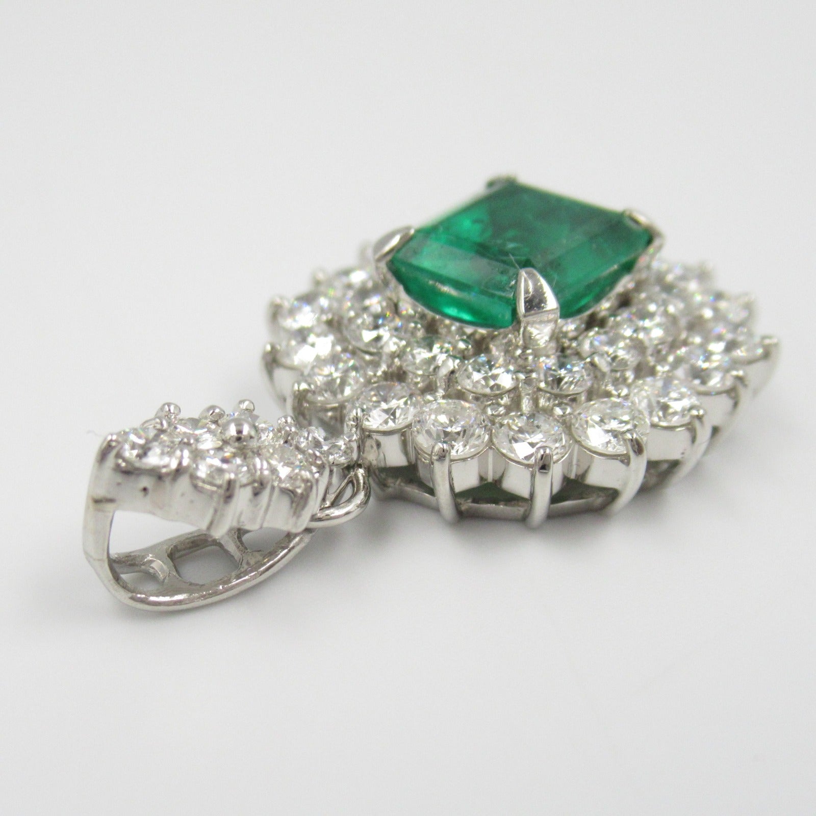 Platinum Emerald Diamond Pendant Jewelry