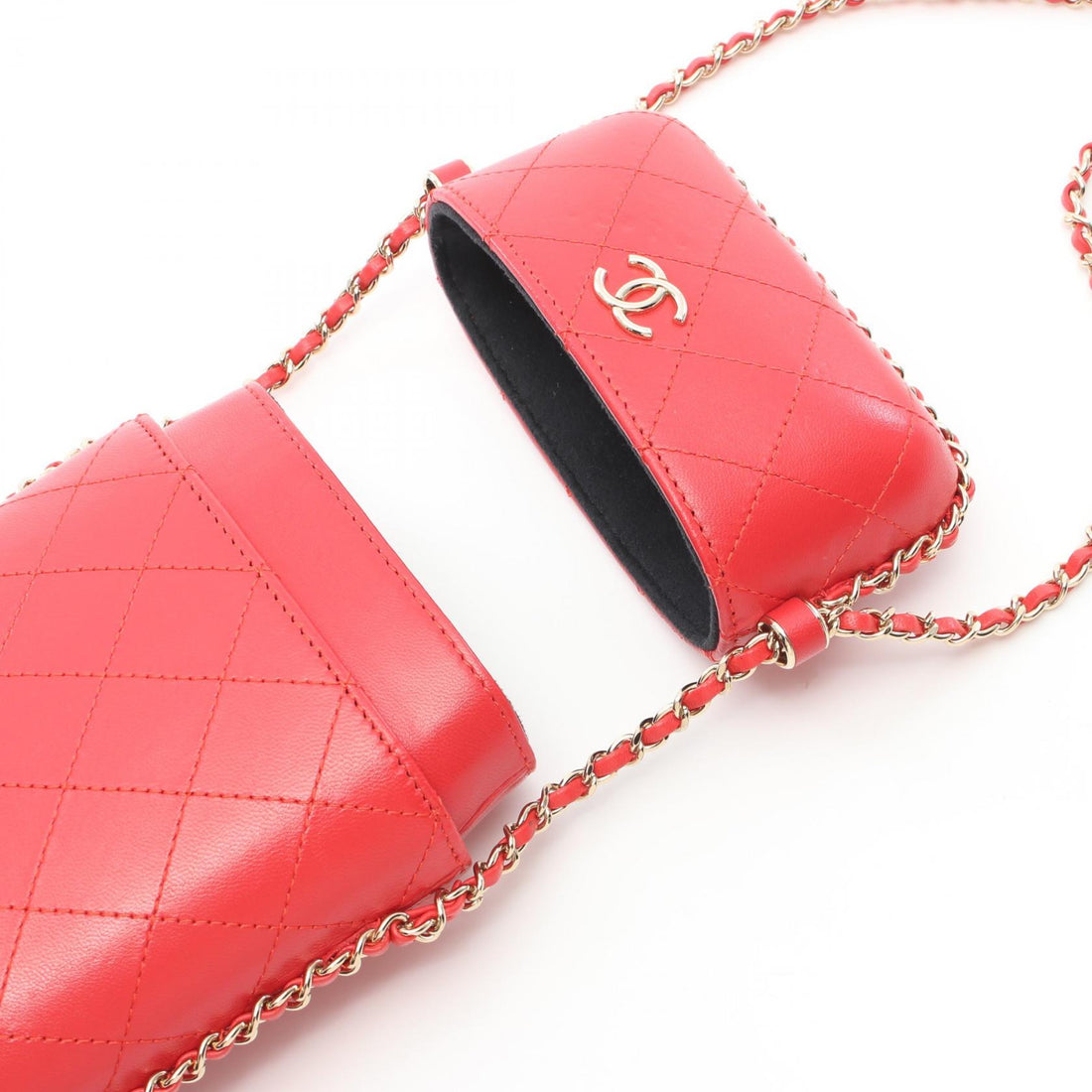 Chanel Matelasse Leather Chain Phone Holder Bag