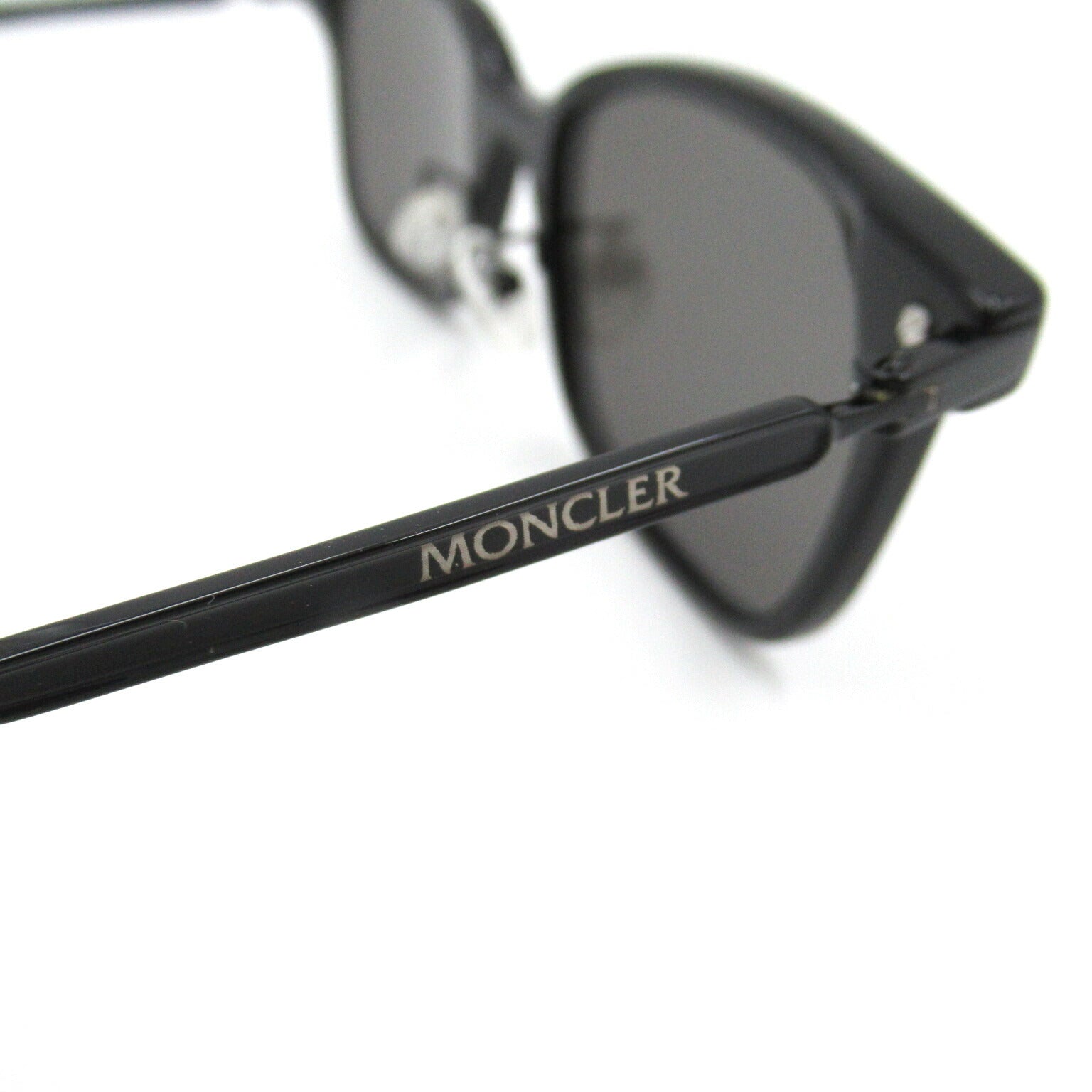 Moncler Plastic Sunglasses Black 5160D 001