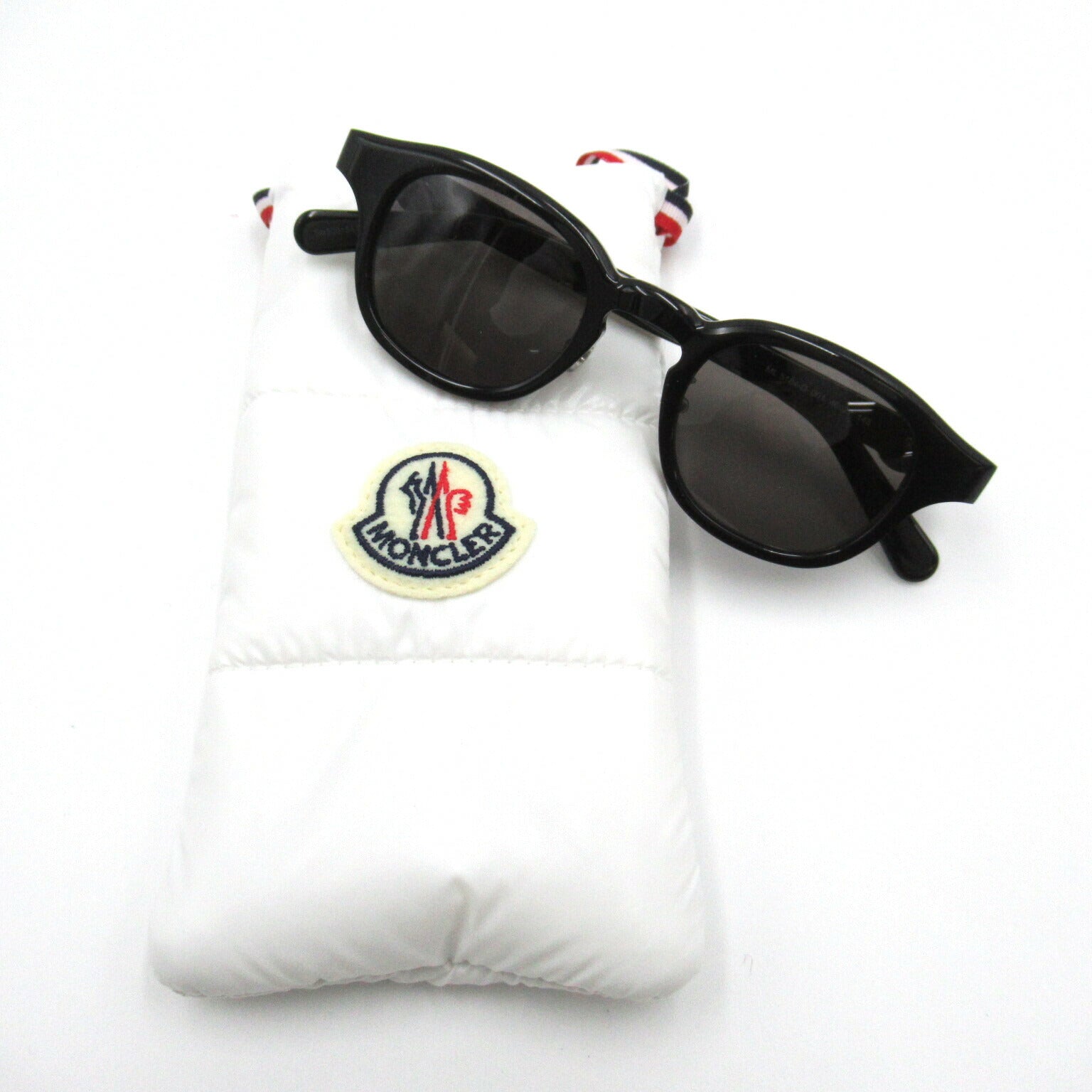 Moncler Plastic Sunglasses Black/White