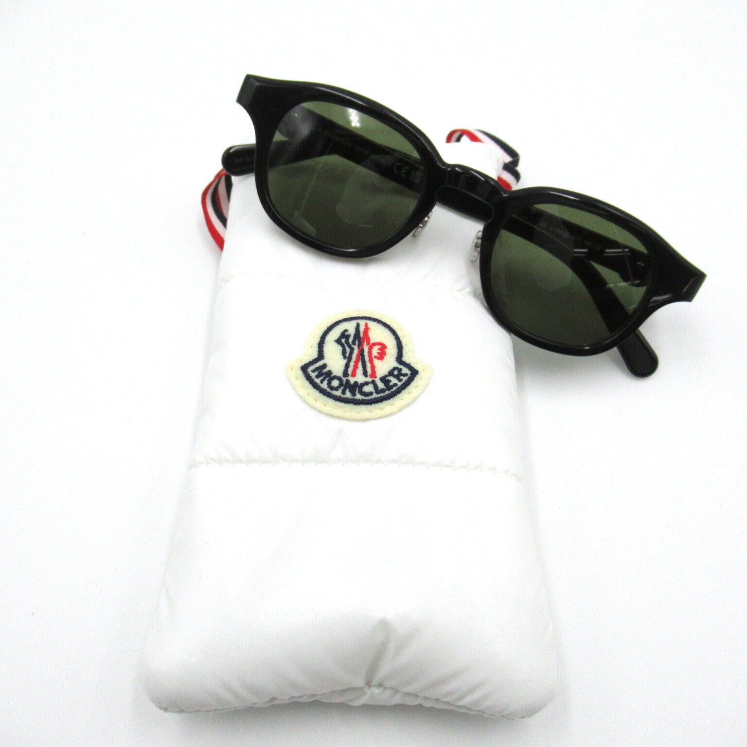 Moncler Sunglasses Black/Green 5184D001