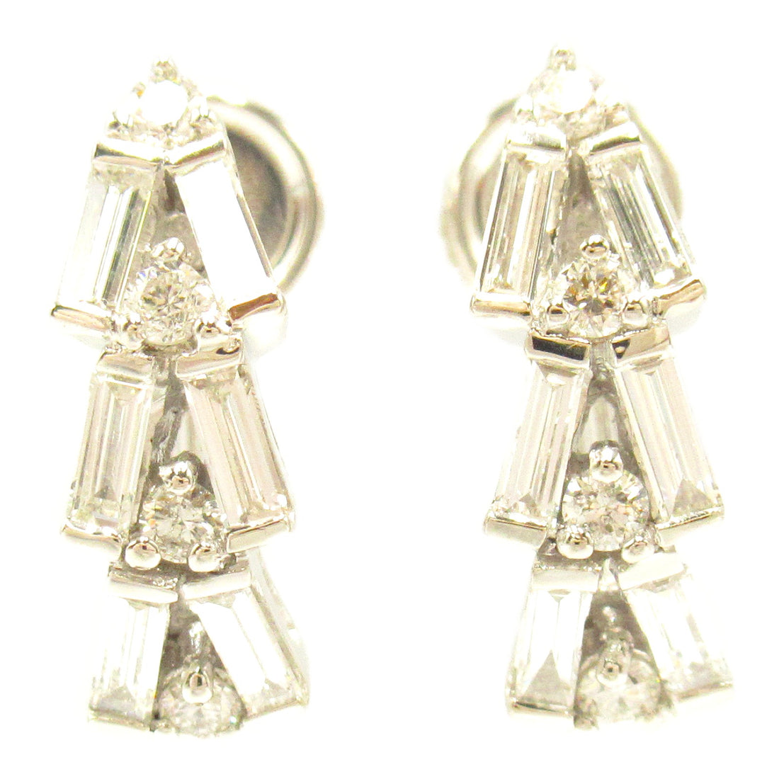 K18WG White Gold Diamond Earrings SAMISTAR-D