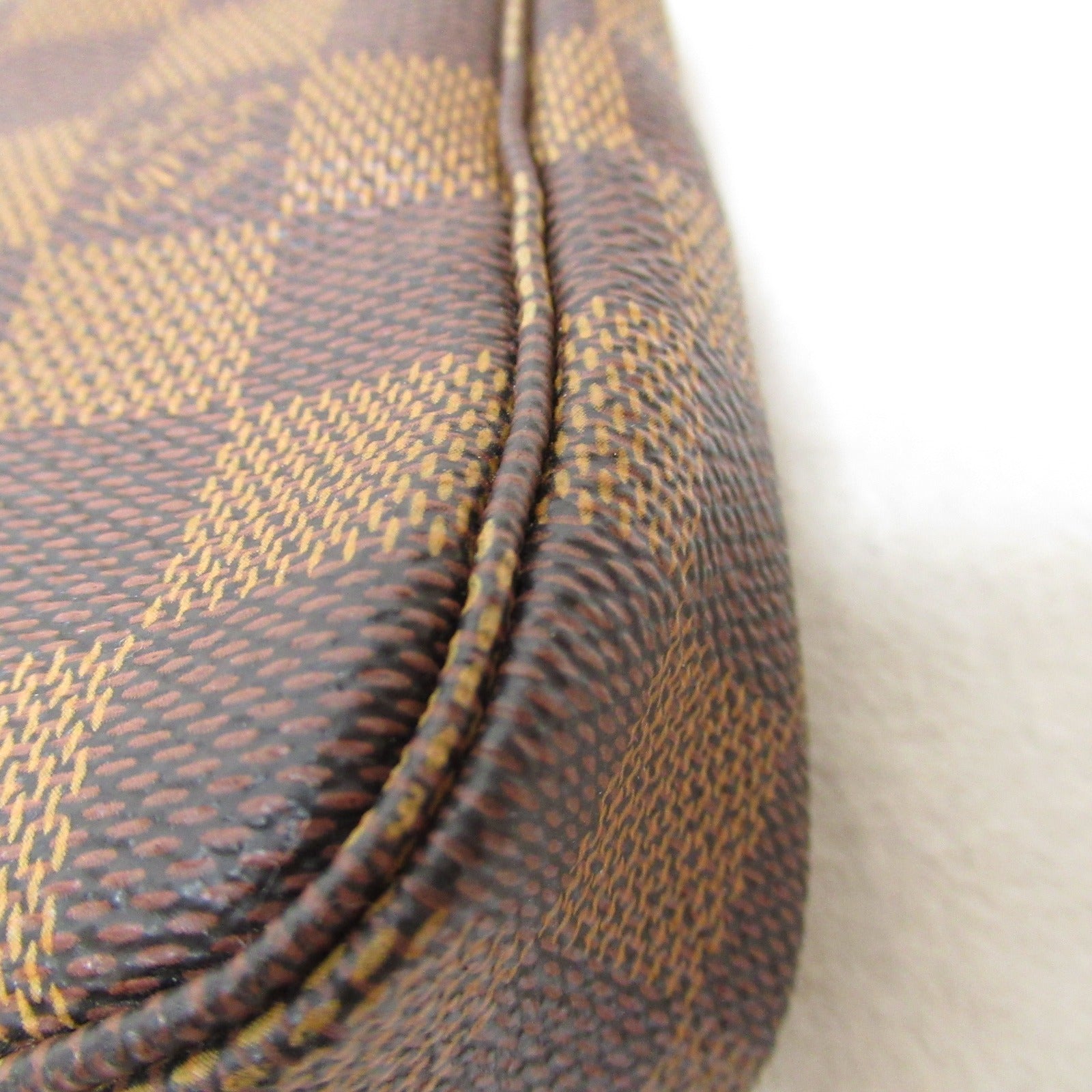 Louis Vuitton Pochette Accessoire Clutch Brown N51985