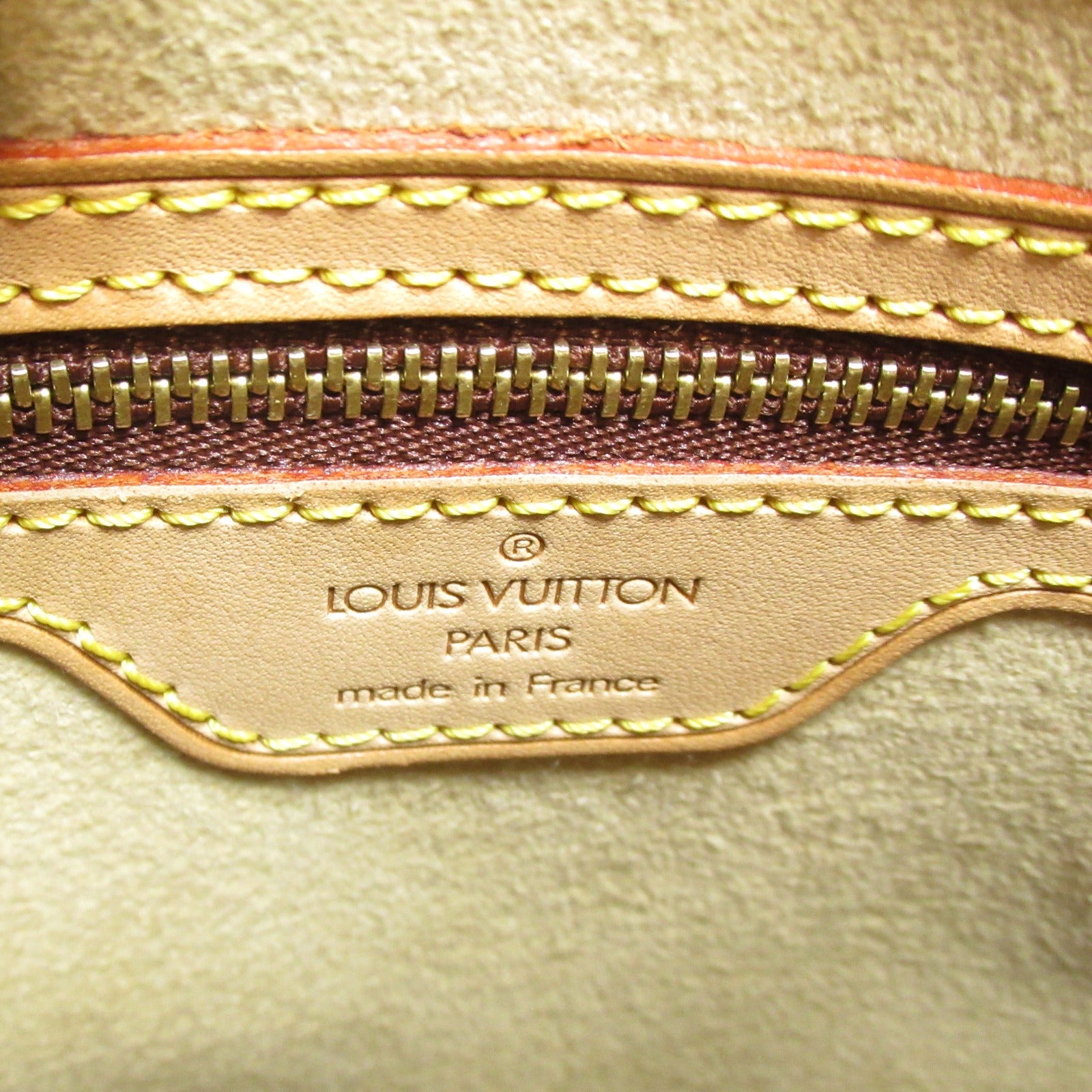 Louis Vuitton Looping MM Monogram Shoulder Bag