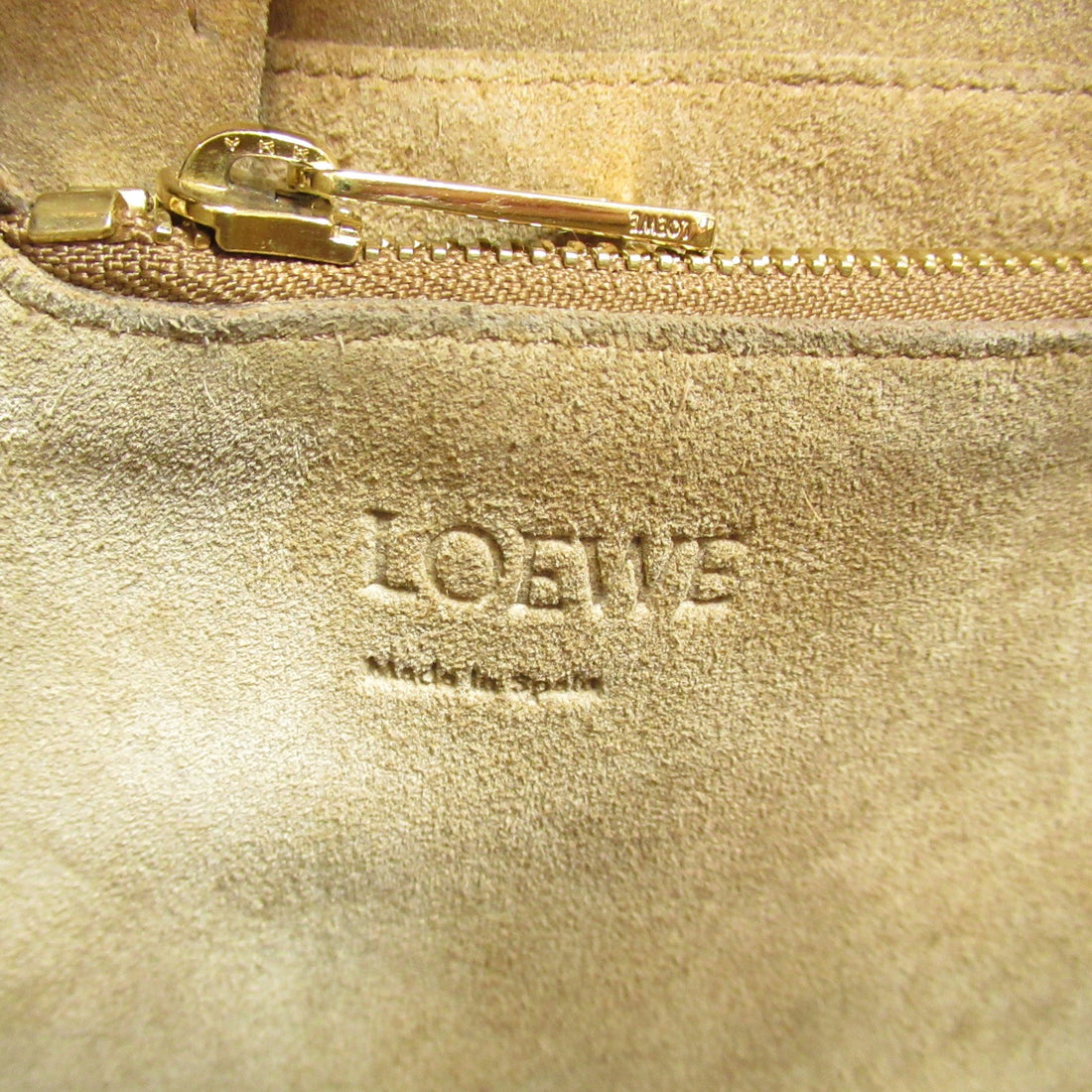 Loewe Gate Top Handle Bag Leather Handbag 321.12.U61 in Very Good Condition