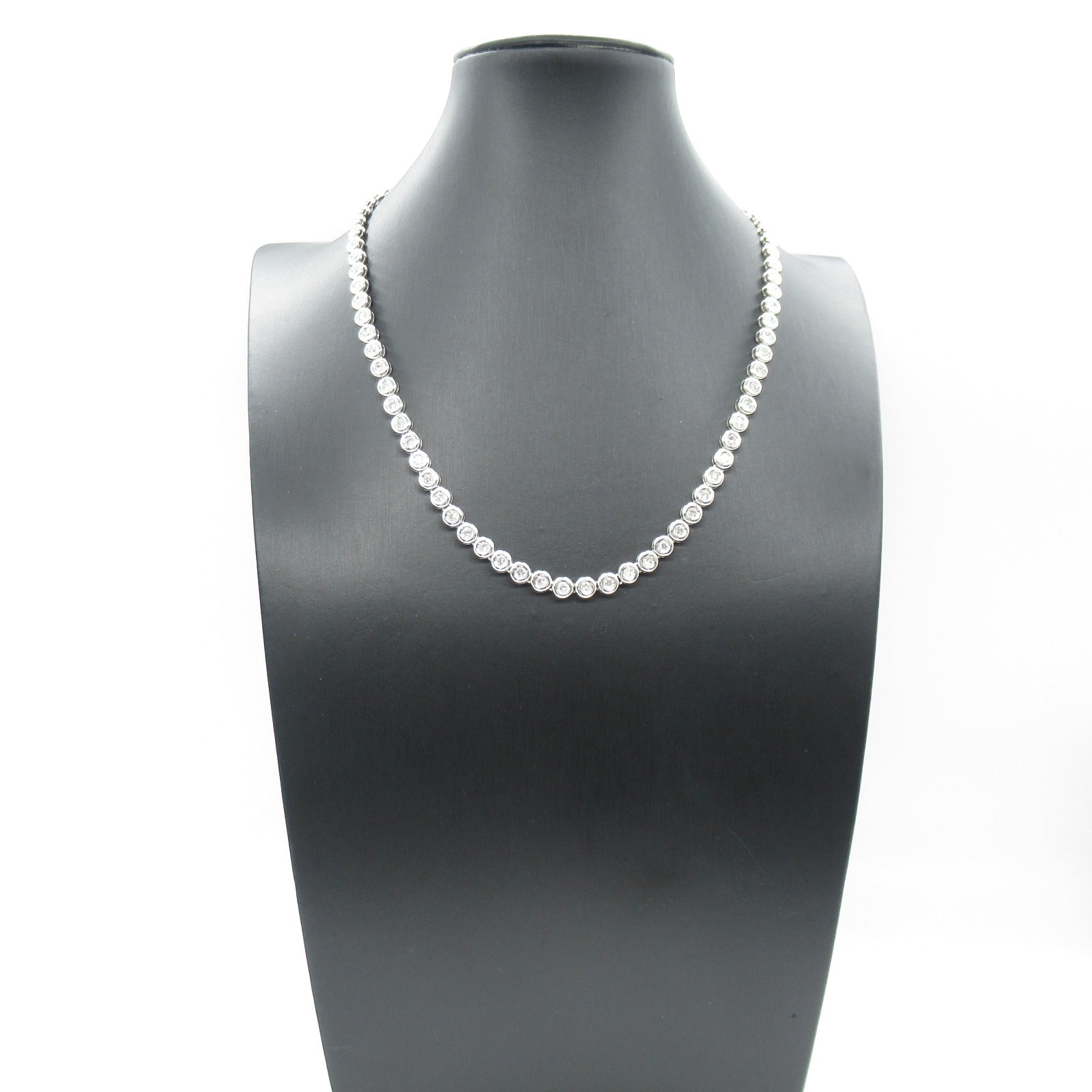 K18WG White Gold Diamond Necklace