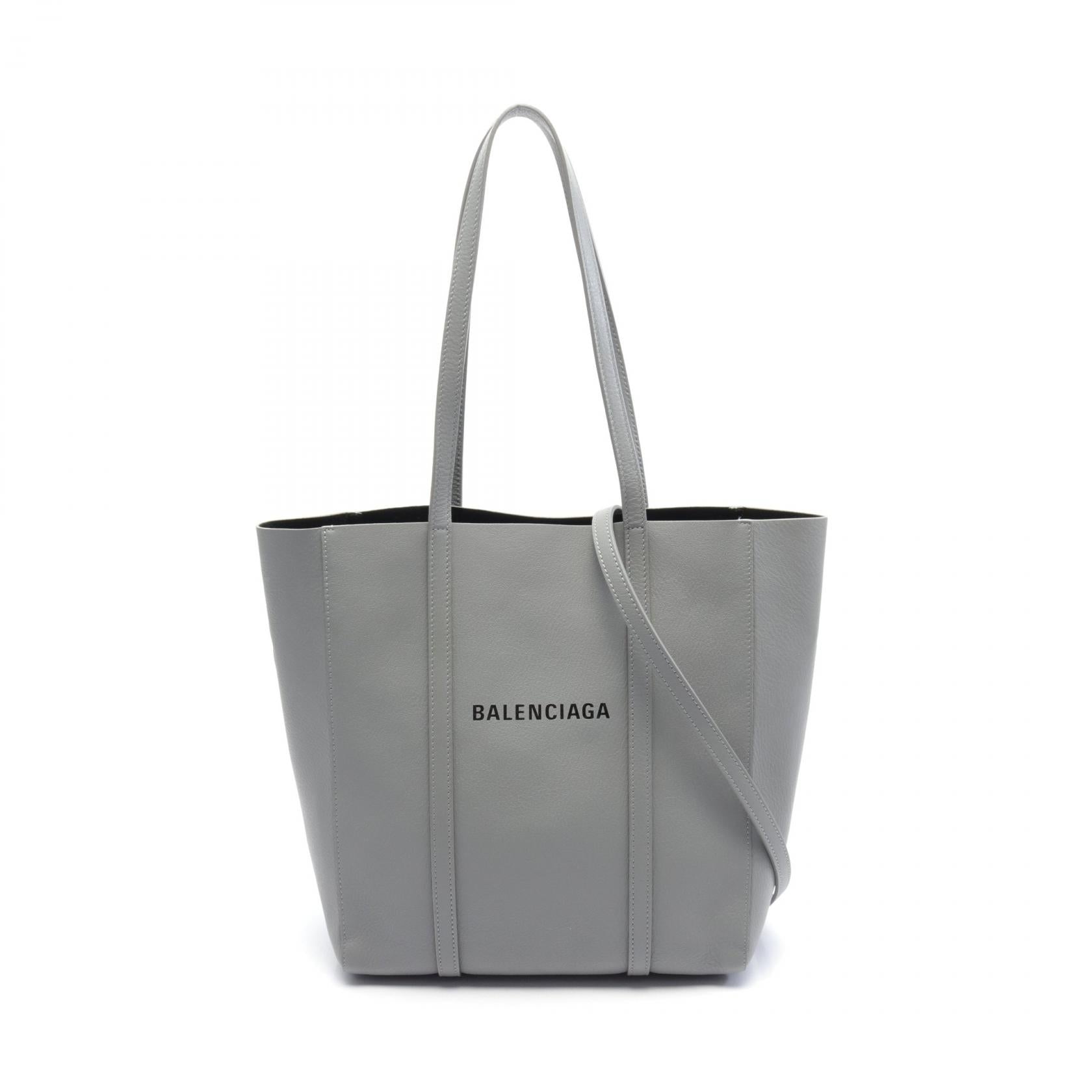 Balenciaga Everyday Tote XS Leather Tote Bag 551810D6W2N in Very Good Condition