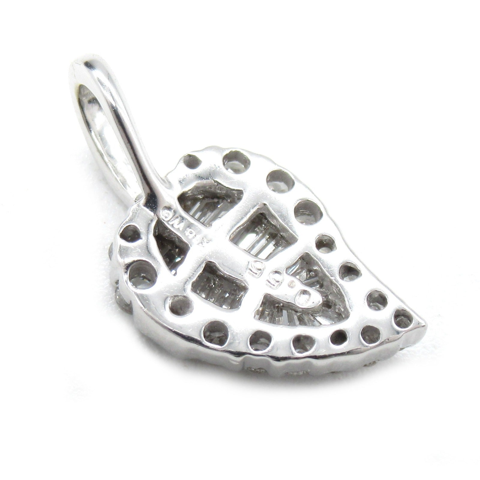 K18WG White Gold Diamond Pendant Jewelry