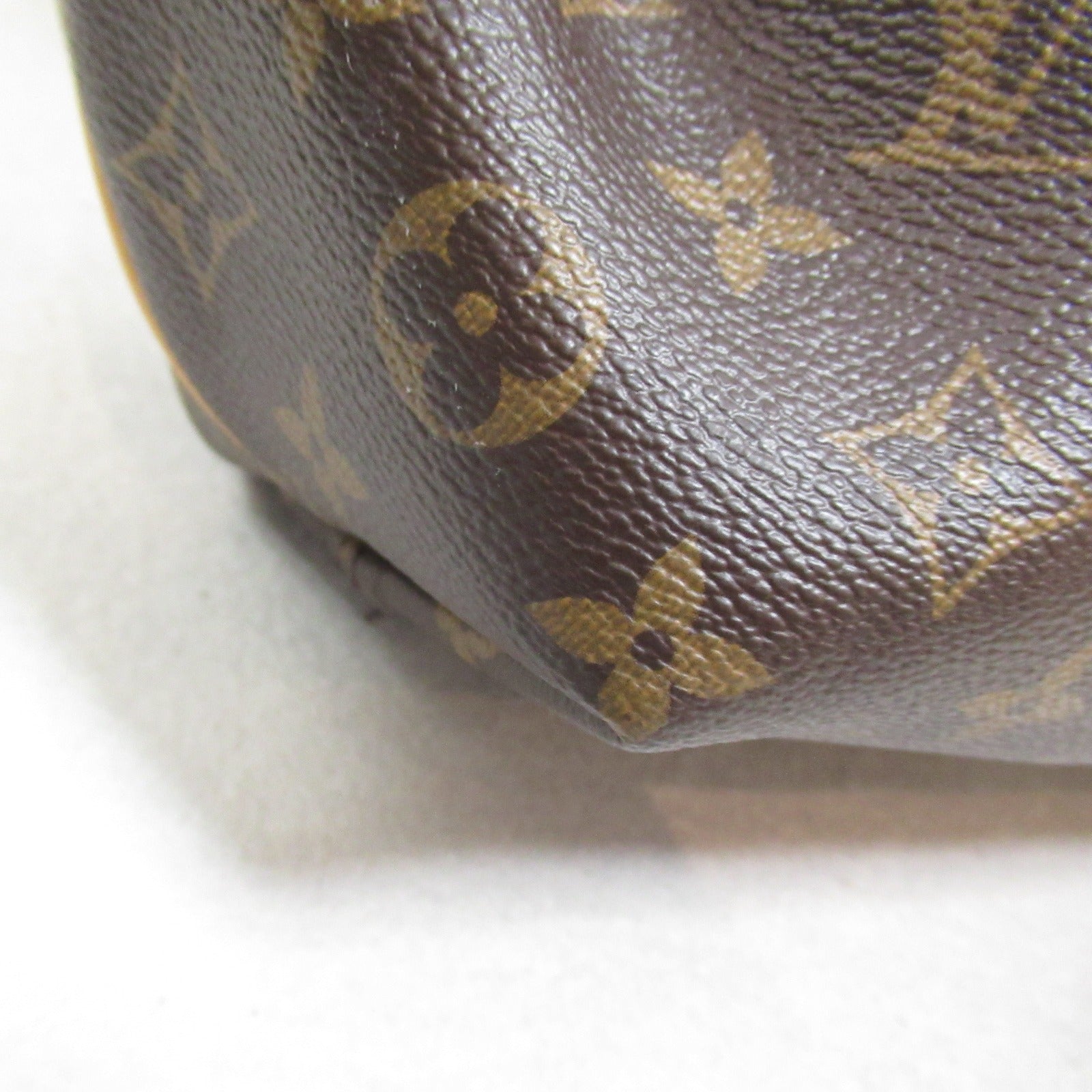 Louis Vuitton Turenne MM Shoulder Bag Brown