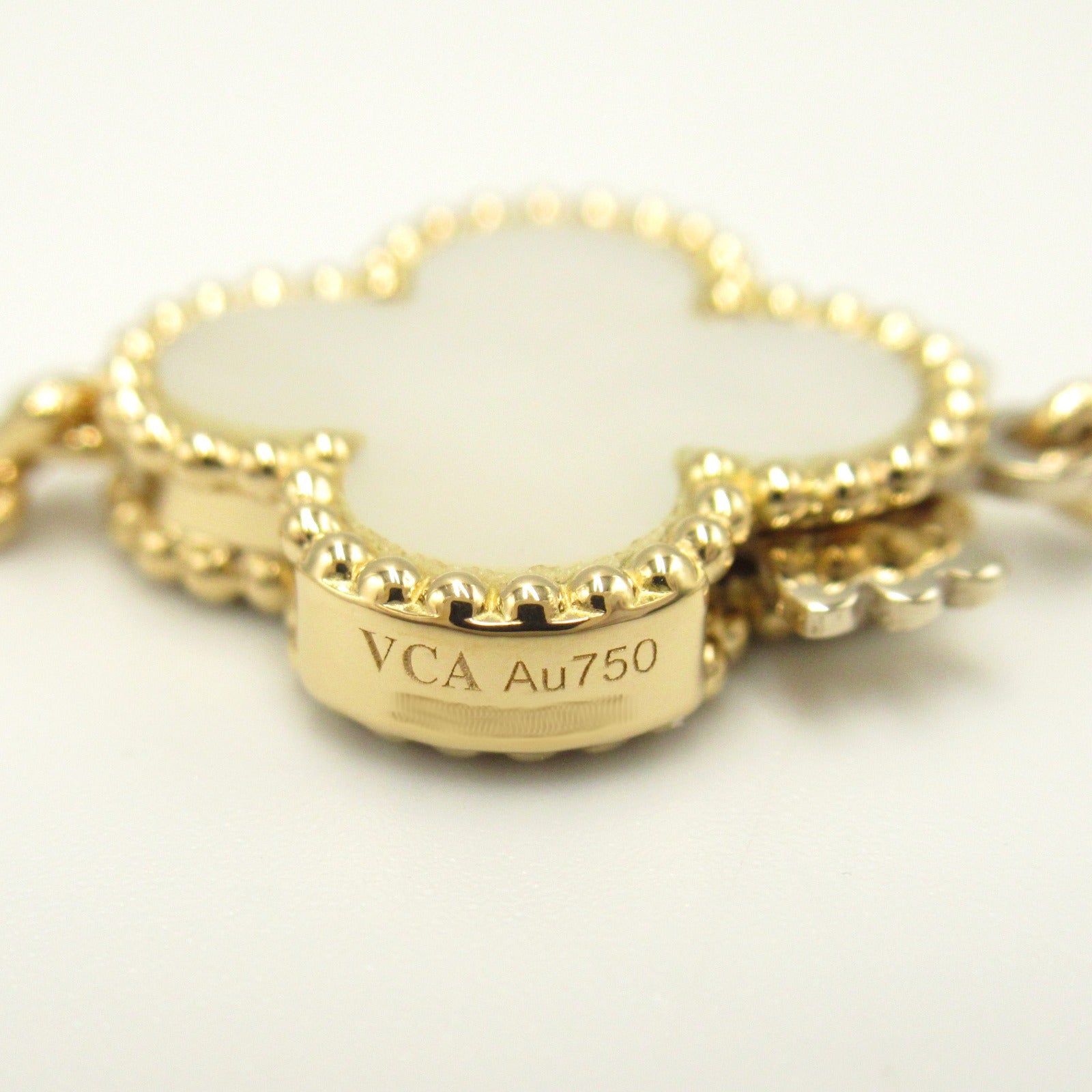 Van Cleef & Arpels Magic Alhambra 16 Motif Necklace K18 Yellow Gold Mother of Pearl VCARD79400