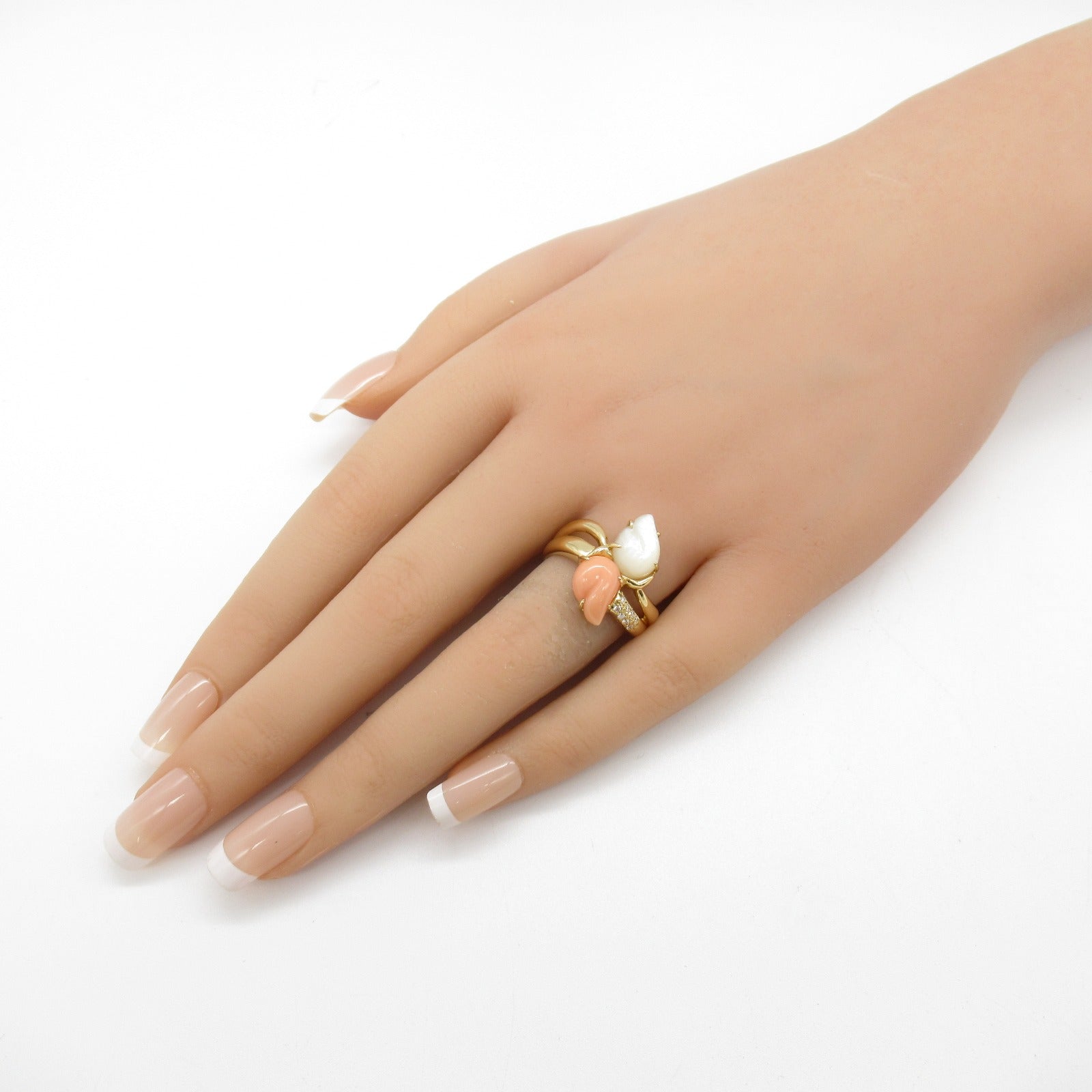 Tasaki K18 Gold Diamond Coral Shell Ring