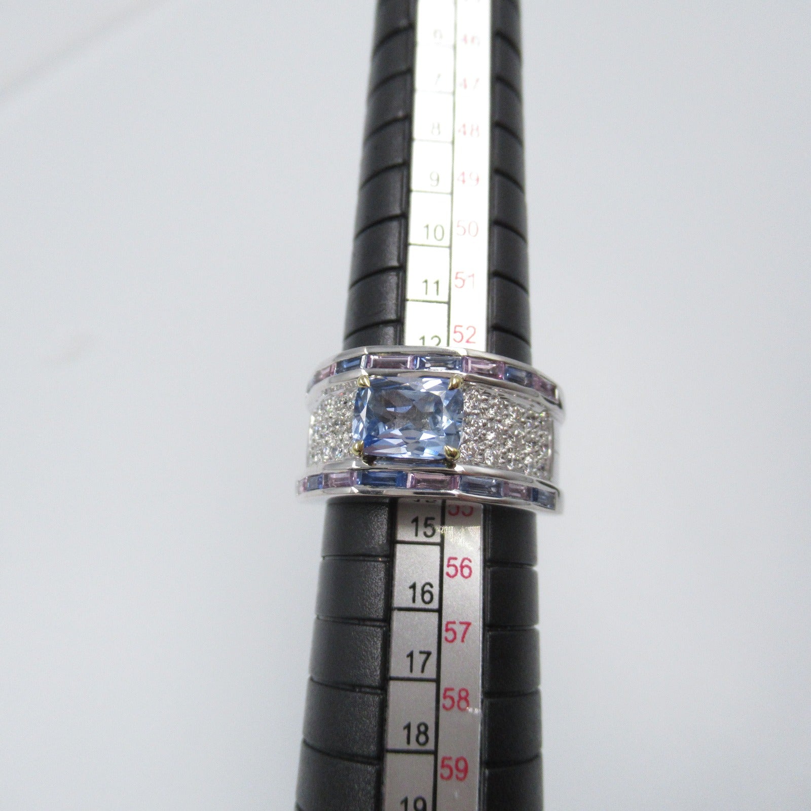 K18WG White Gold Diamond Ring by Jewel Studio