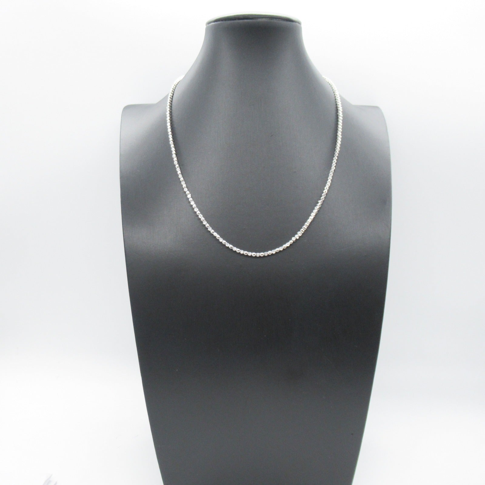 K18WG White Gold Diamond Necklace