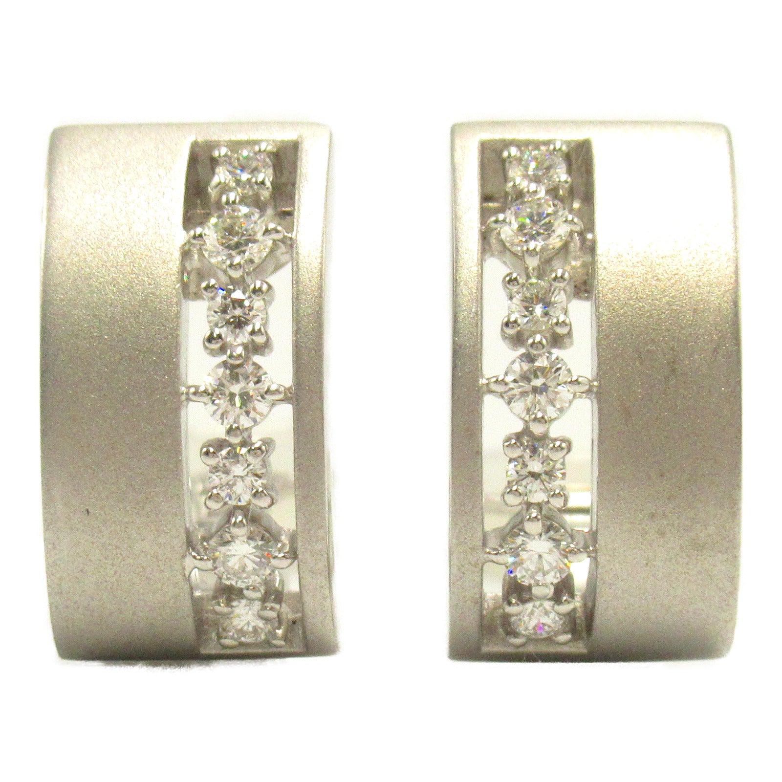 Tasaki Diamond K18WG White Gold Earrings