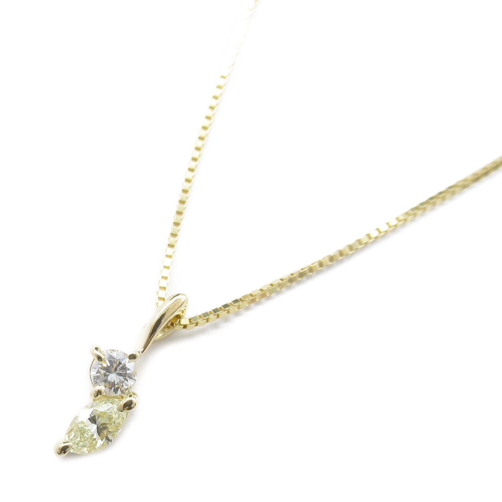 K18 Yellow Gold Diamond Necklace Jewelry