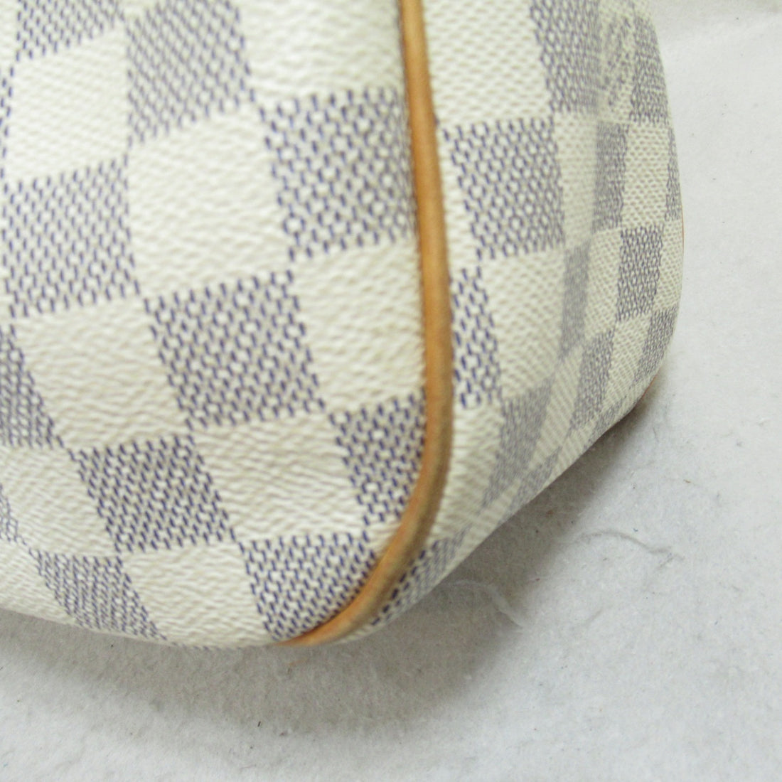 Louis Vuitton Damier Azur Syracuse MM Shoulder Bag