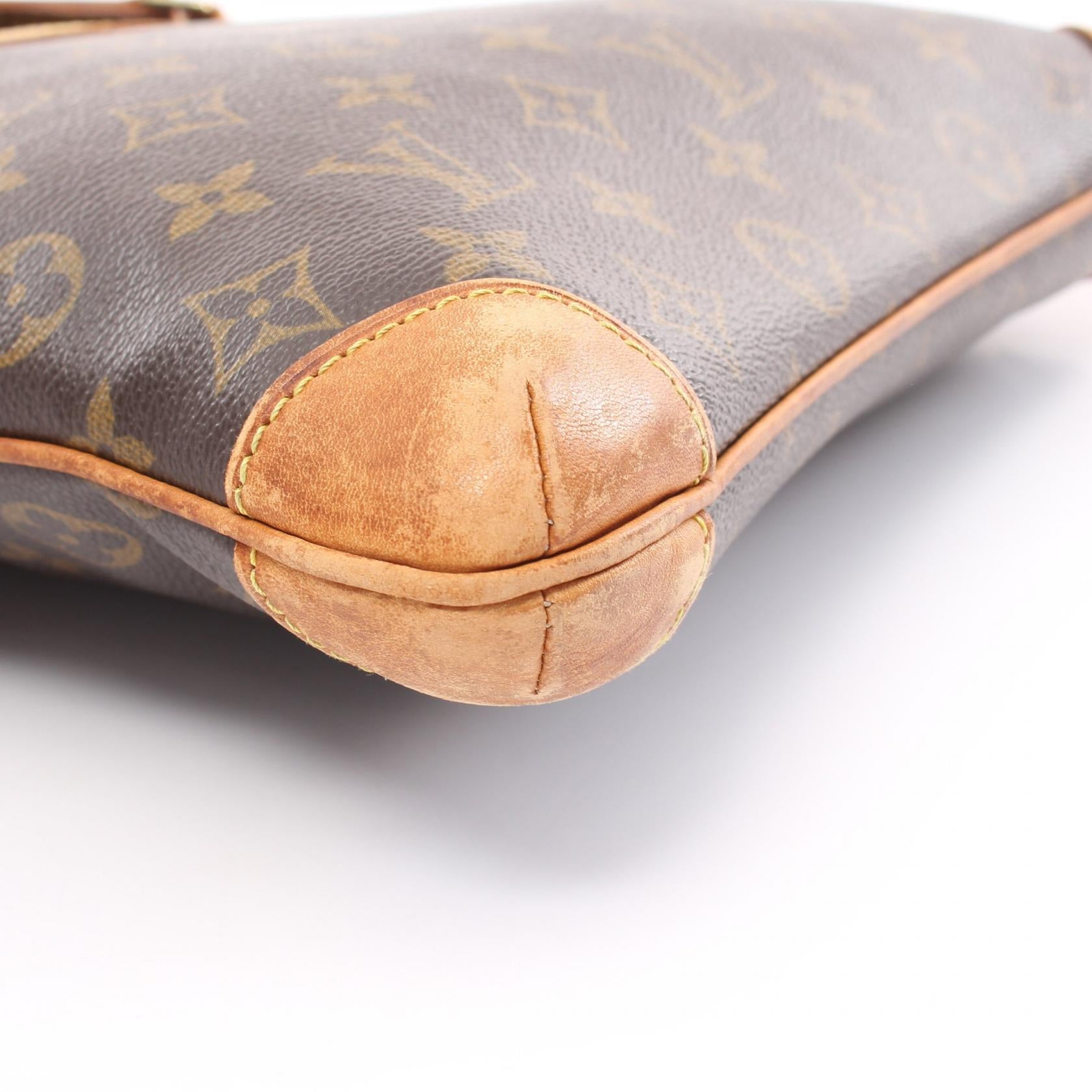 Louis Vuitton Monogram Shoulder Bag M51141