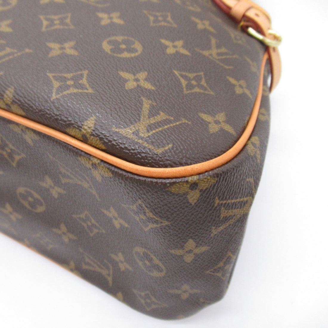 Louis Vuitton Batignolles Horizontal Tote Bag