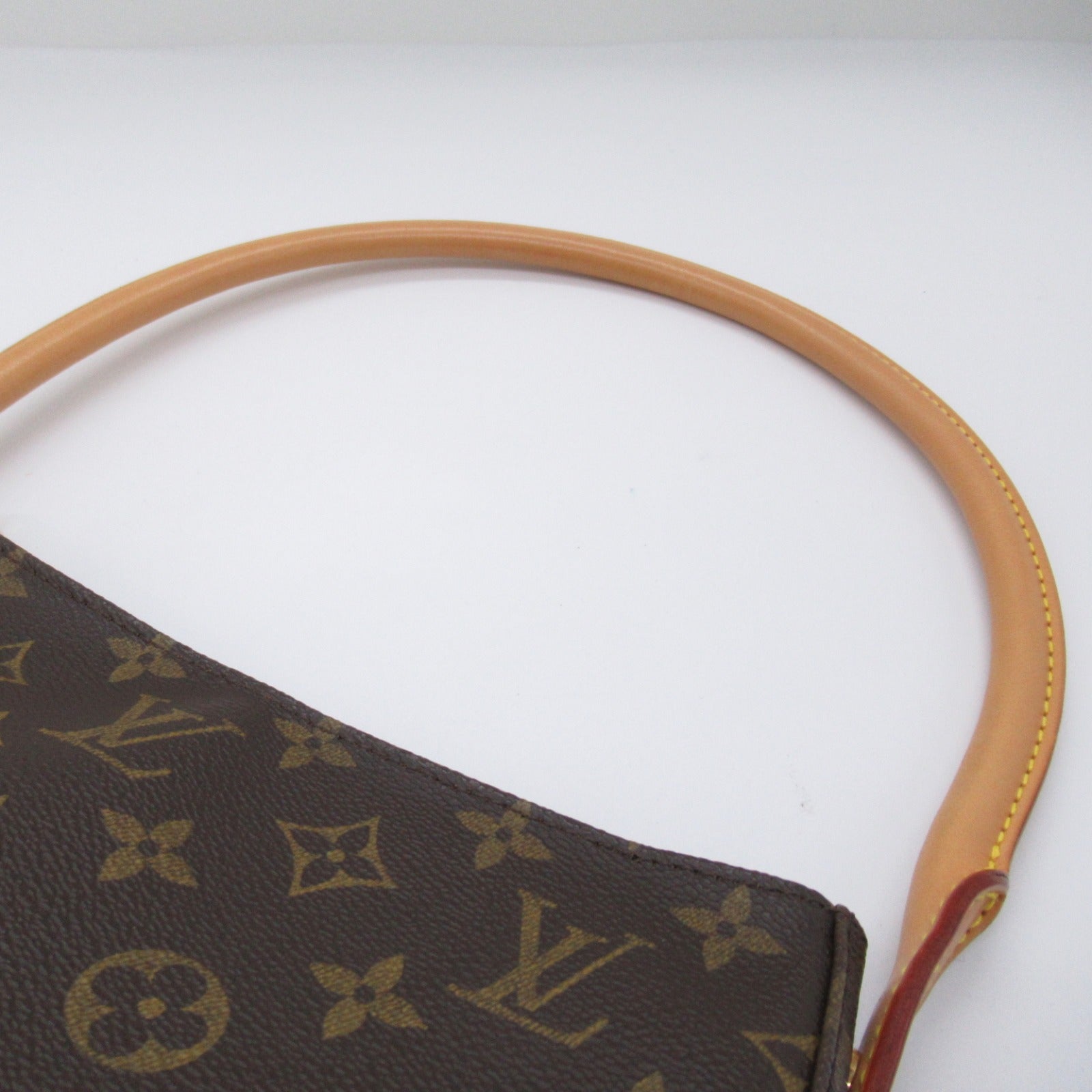 Louis Vuitton Looping MM Monogram Shoulder Bag