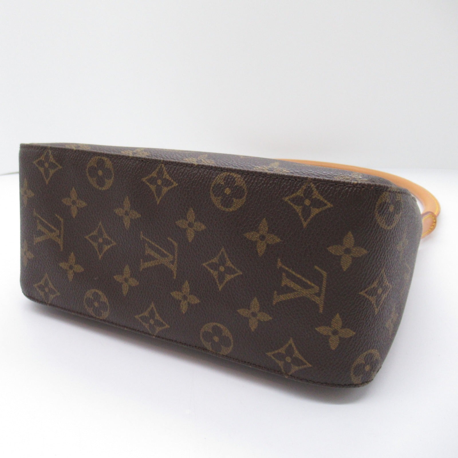 Louis Vuitton Looping MM Monogram Shoulder Bag