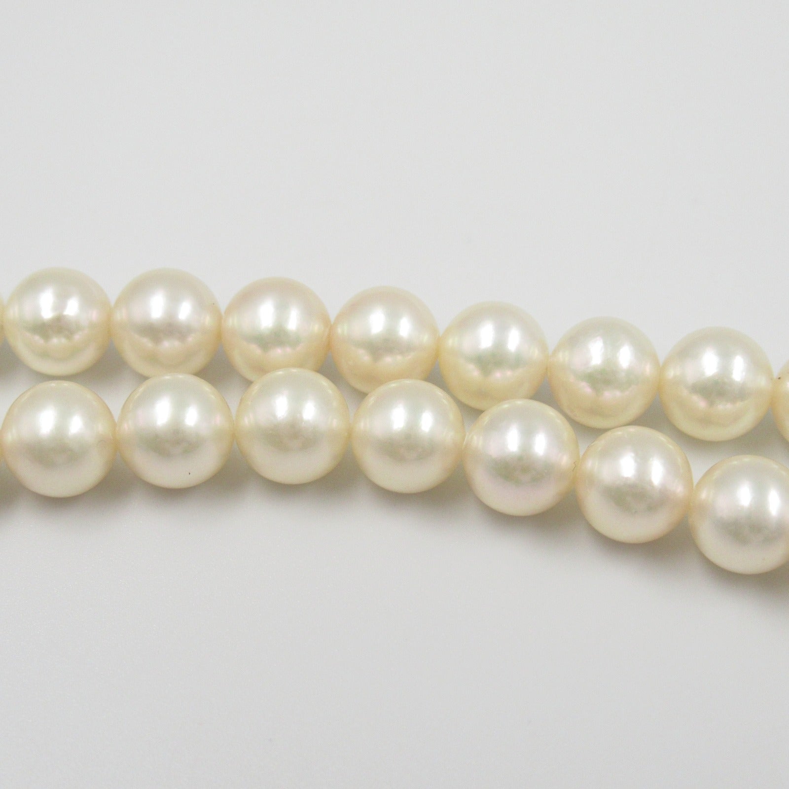 Tasaki Silver Pearl Necklace Metal Necklace in Great Condition