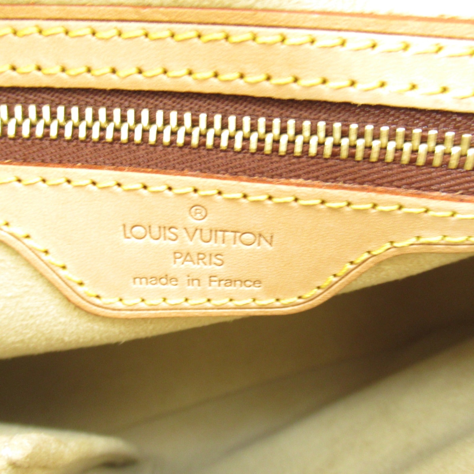 Louis Vuitton Looping MM Monogram Shoulder Bag