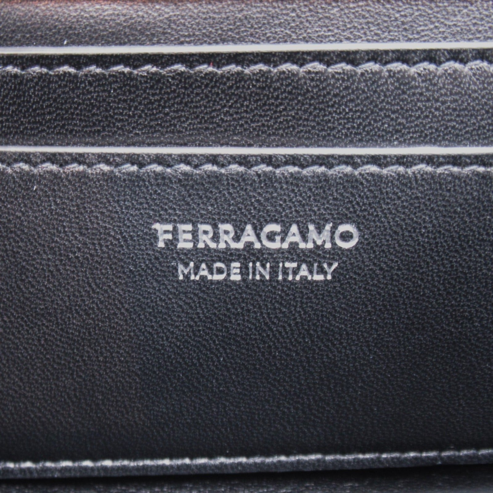 Salvatore Ferragamo Leather Shoulder Bag Black