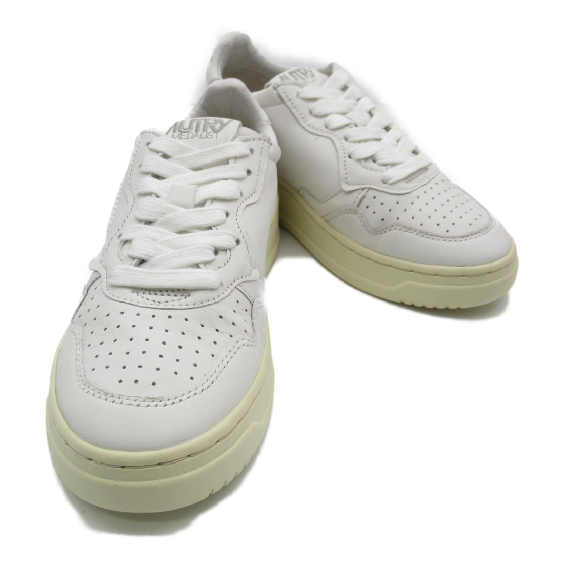 AUTRY Medalist Leather Rubber Sneakers AULWGG0435