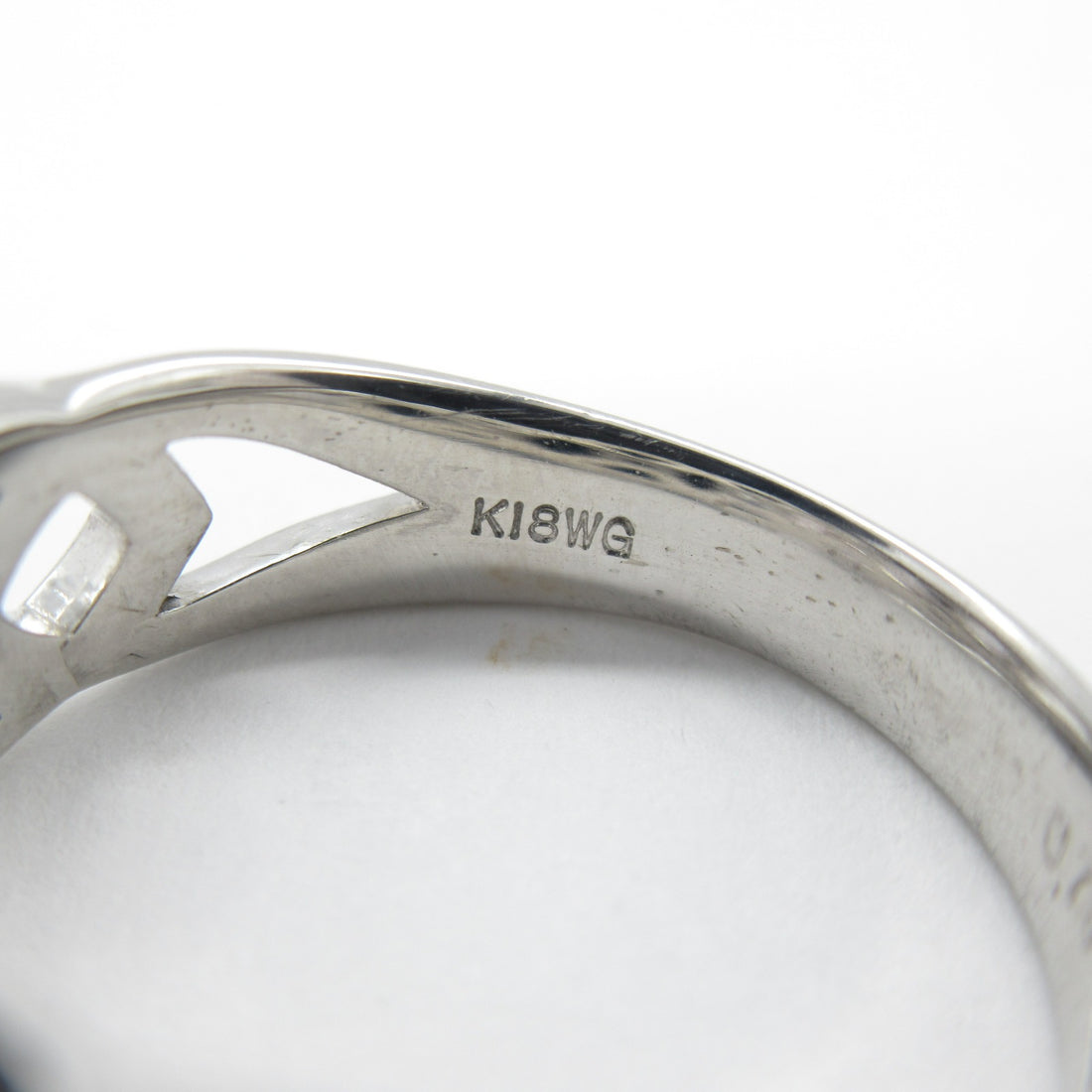 K18WG White Gold Diamond Ring