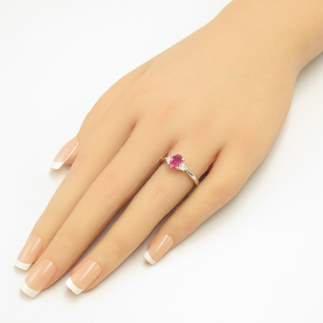 Pt900 Platinum Pink Sapphire Diamond Ring