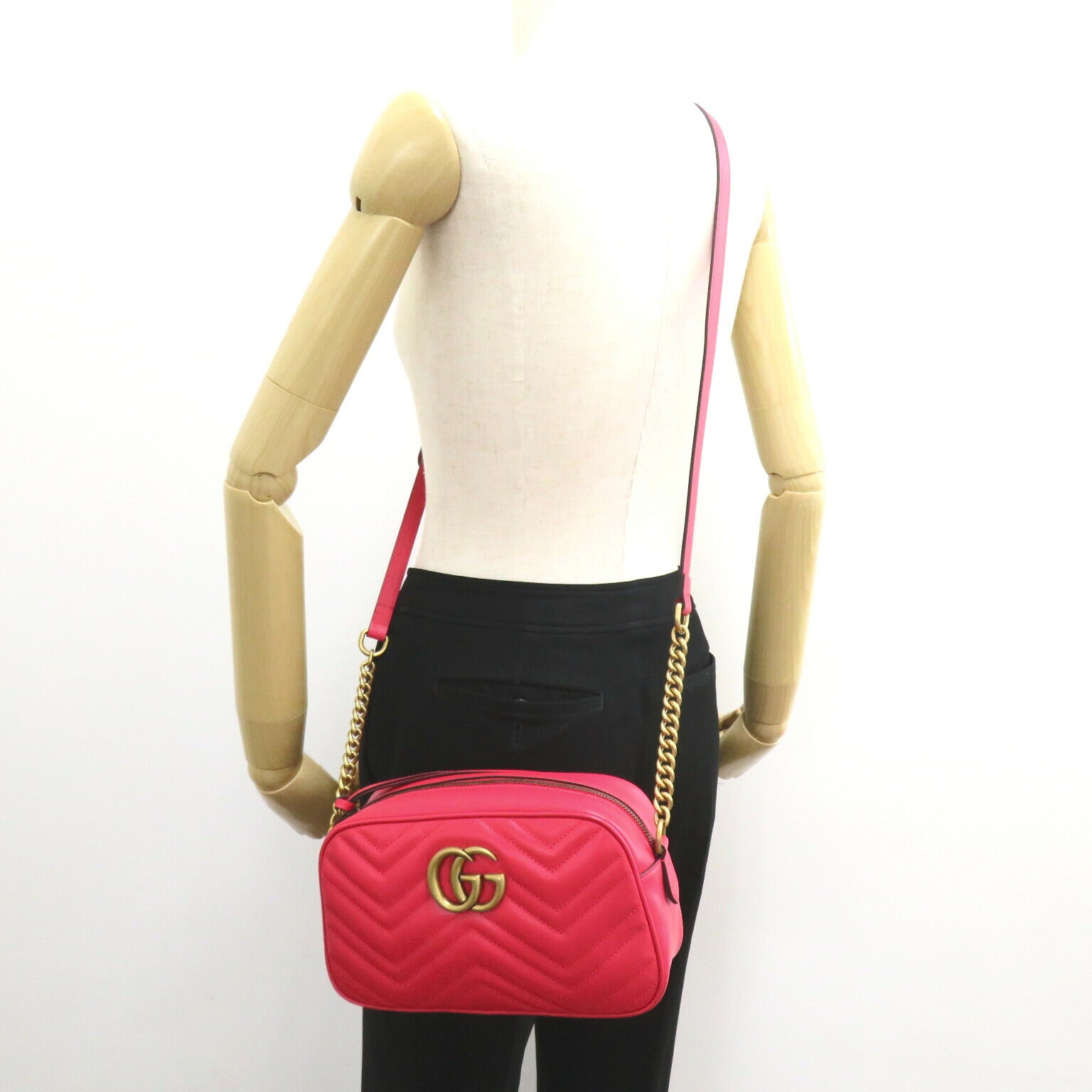 Gucci GG Marmont Small Shoulder Bag Quilted Leather Red