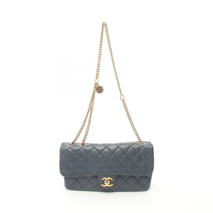 Chanel CC Crown Flap Bag  Leather Shoulder Bag in Great Condition