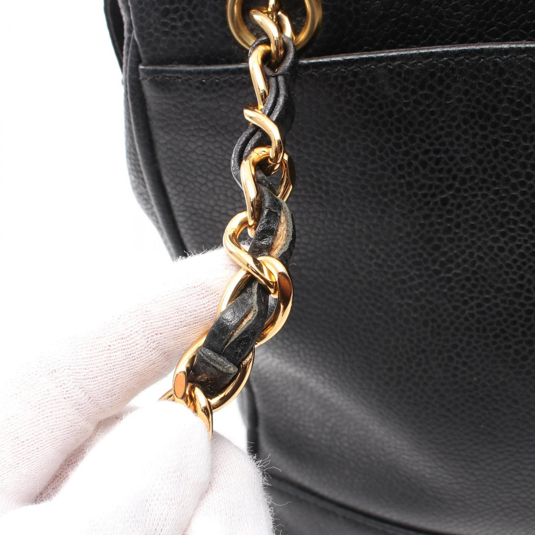 Chanel Caviar Skin Shoulder Bag Black