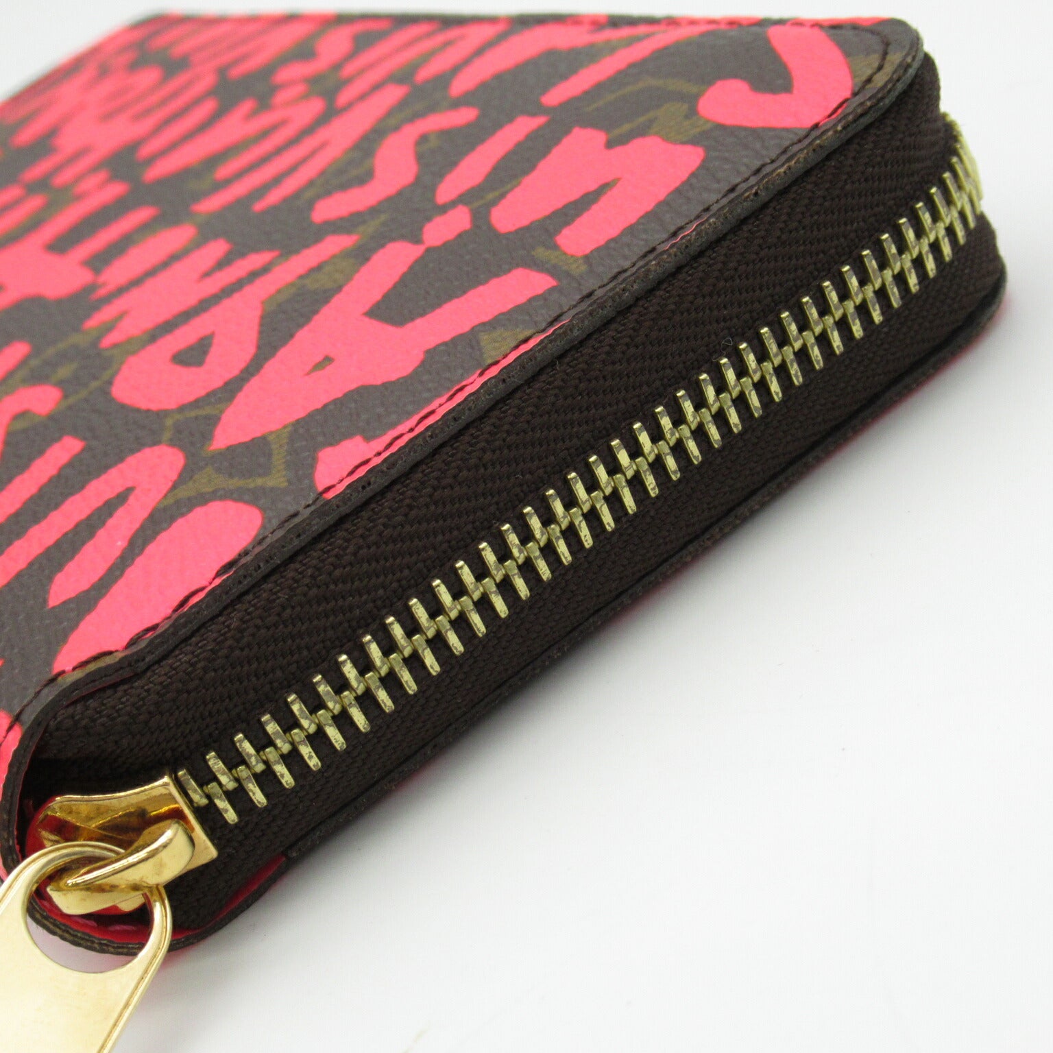 Louis Vuitton Zippy Wallet Monogram Graffiti