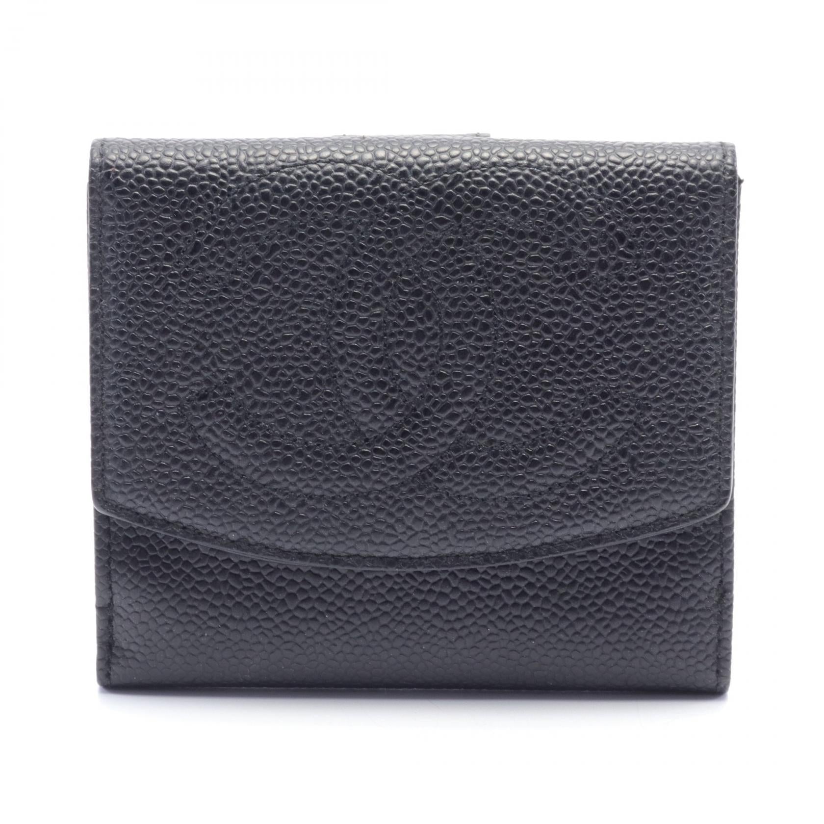 Chanel Caviar Skin Bifold Wallet