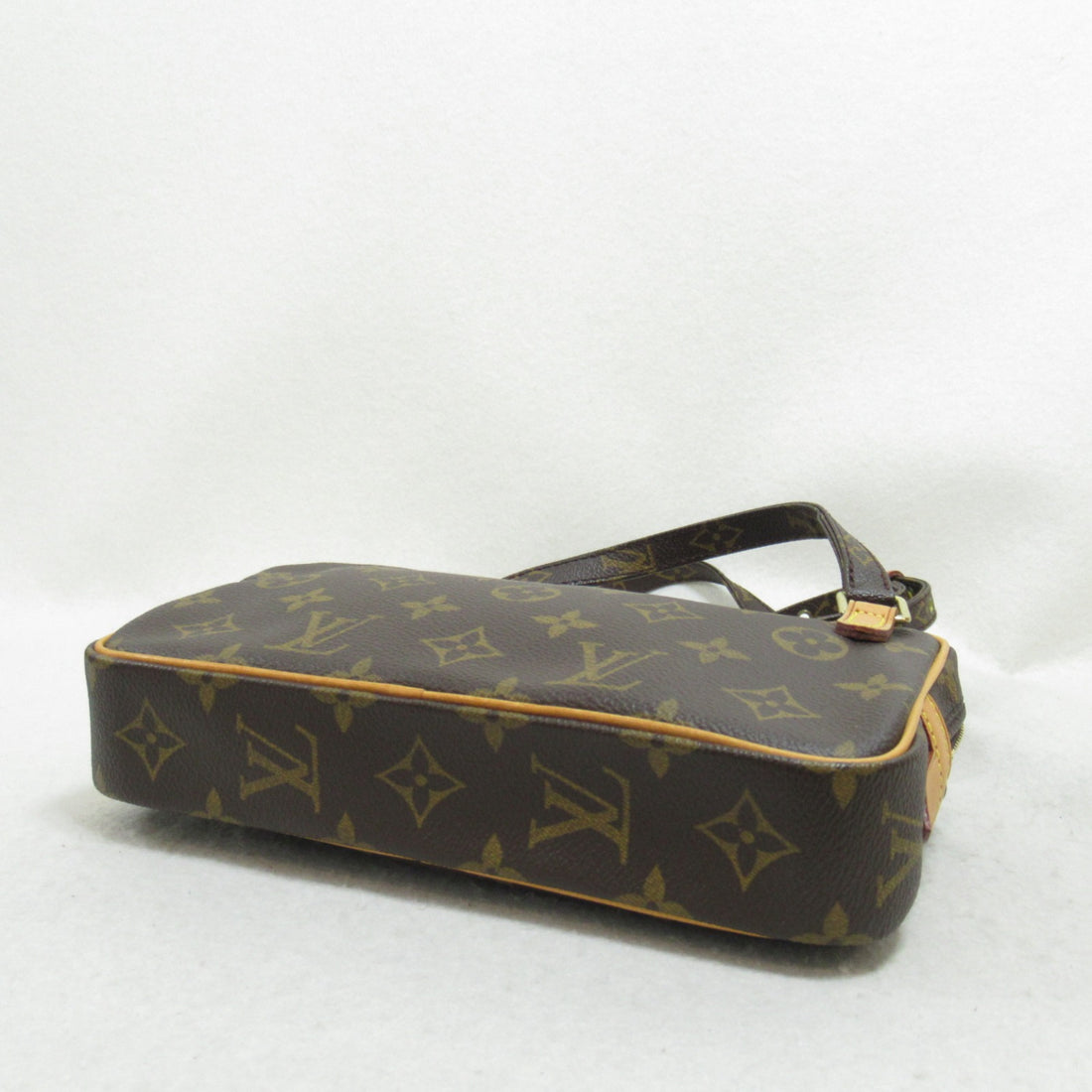 Louis Vuitton Monogram Pochette Shoulder Bag M51828