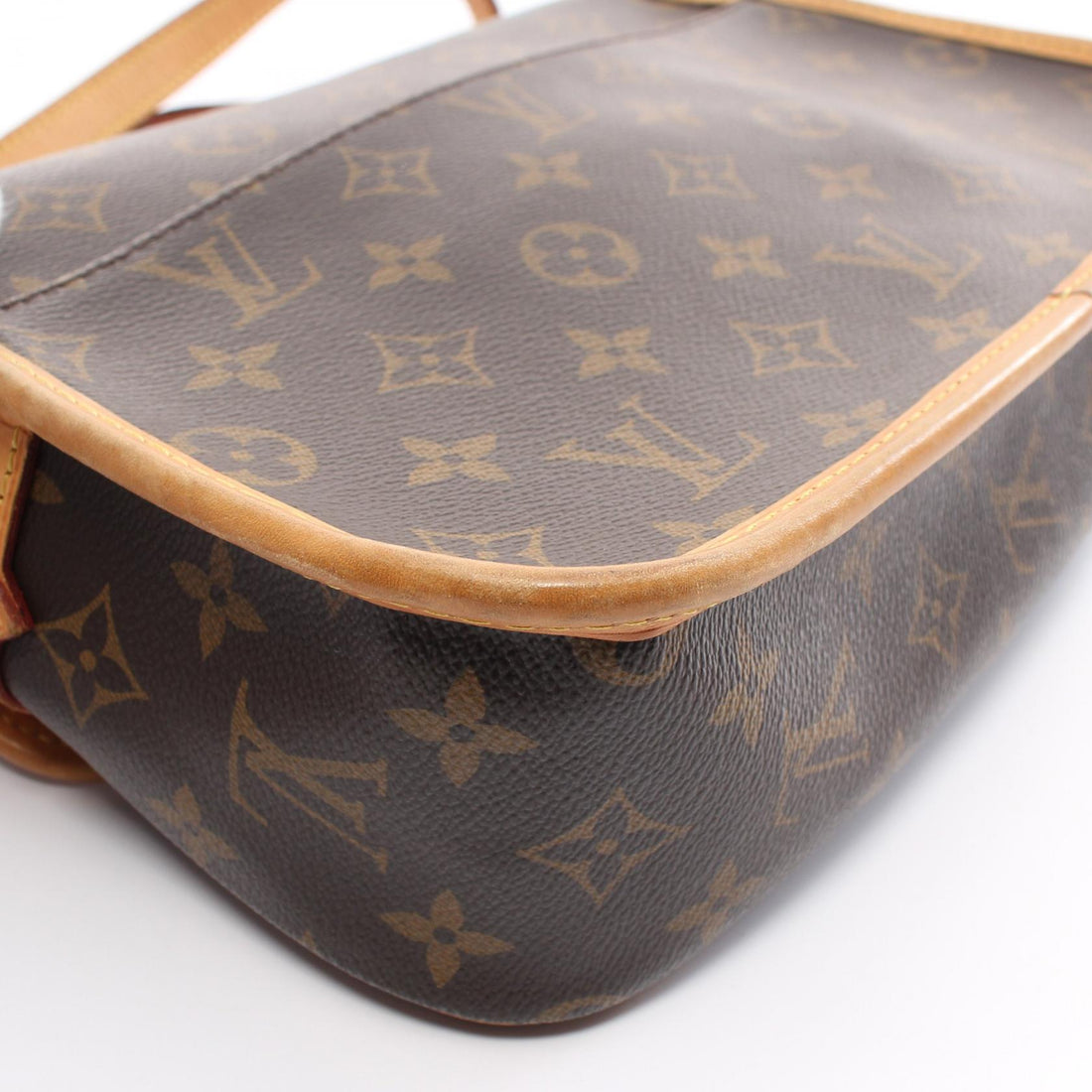 Louis Vuitton Monogram Sologne Shoulder Bag M42250