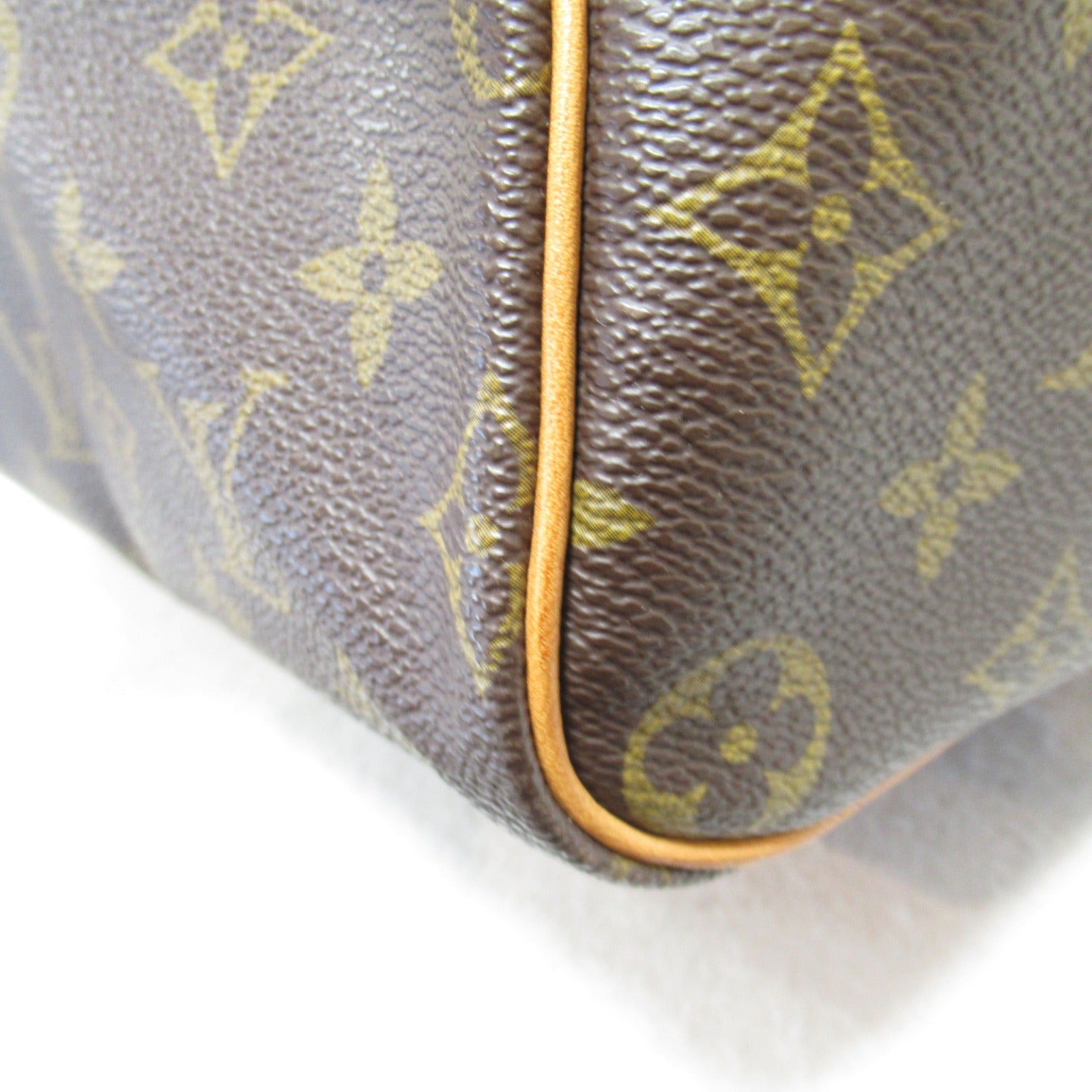 Louis Vuitton Speedy 40 Monogram Handbag Brown