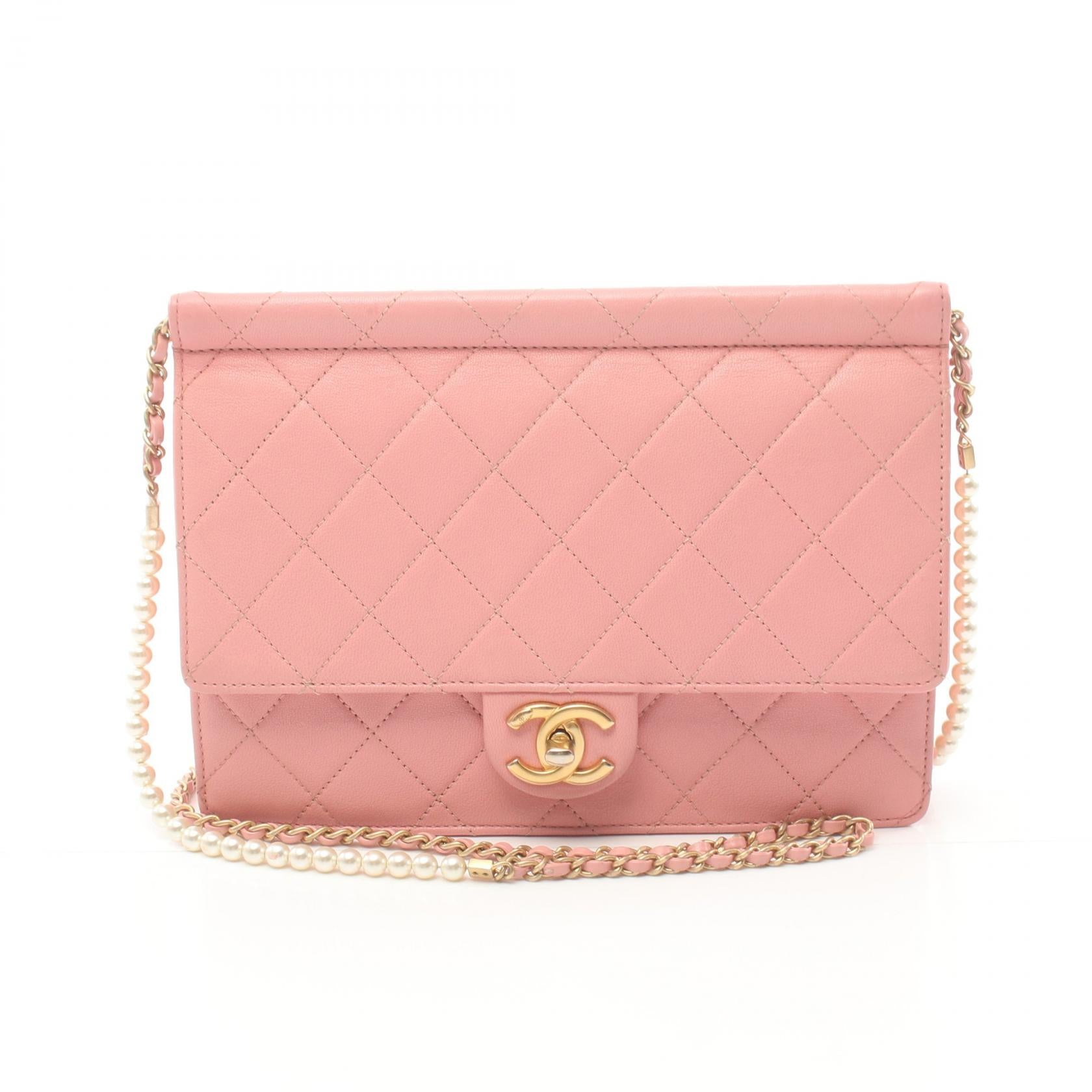 Chanel Matelasse Leather Shoulder Bag Pink