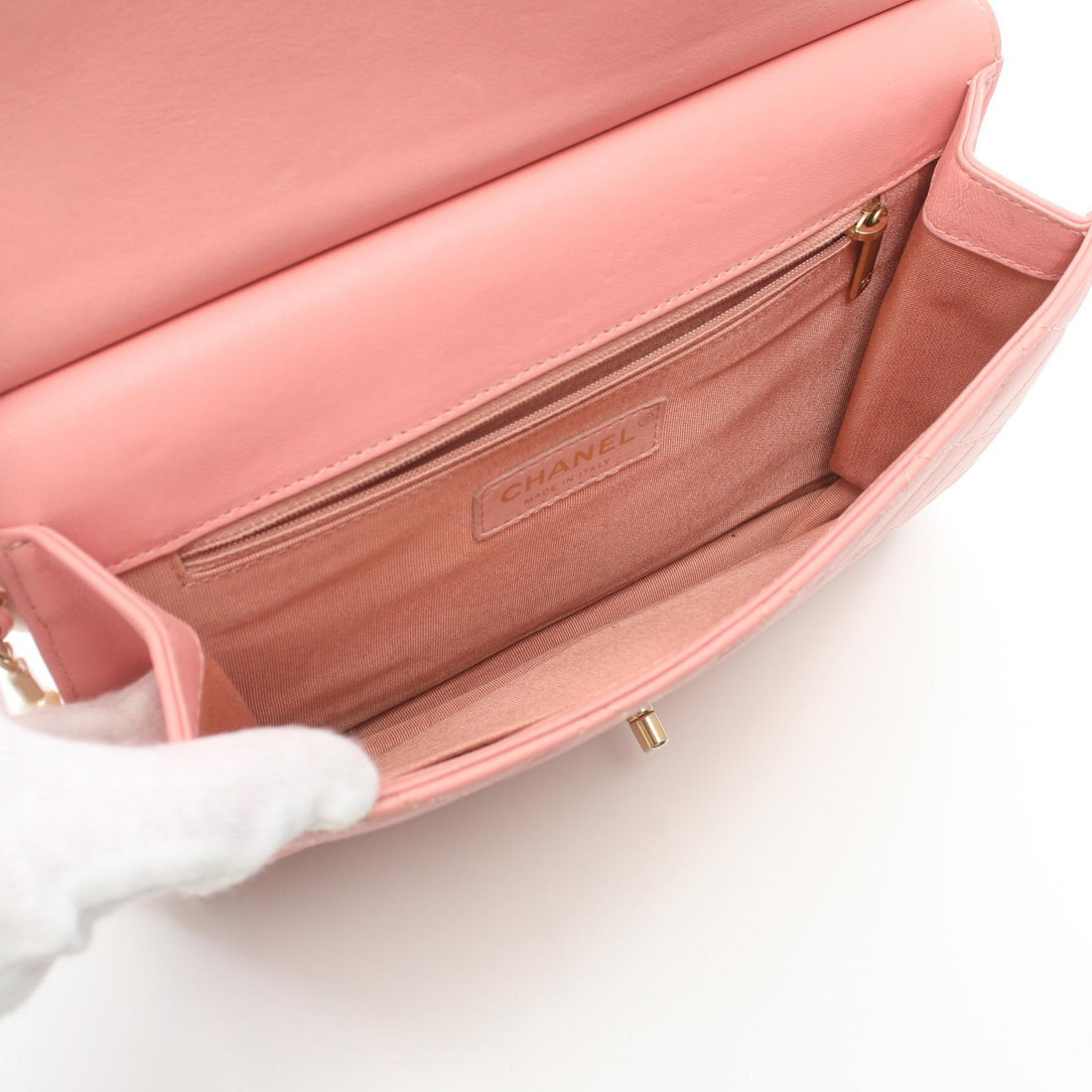 Chanel Matelasse Leather Shoulder Bag Pink