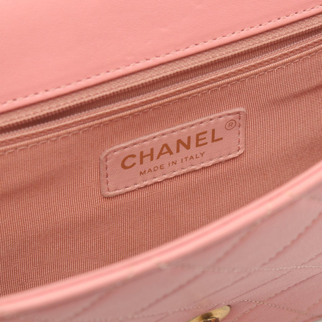 Chanel Matelasse Leather Shoulder Bag Pink