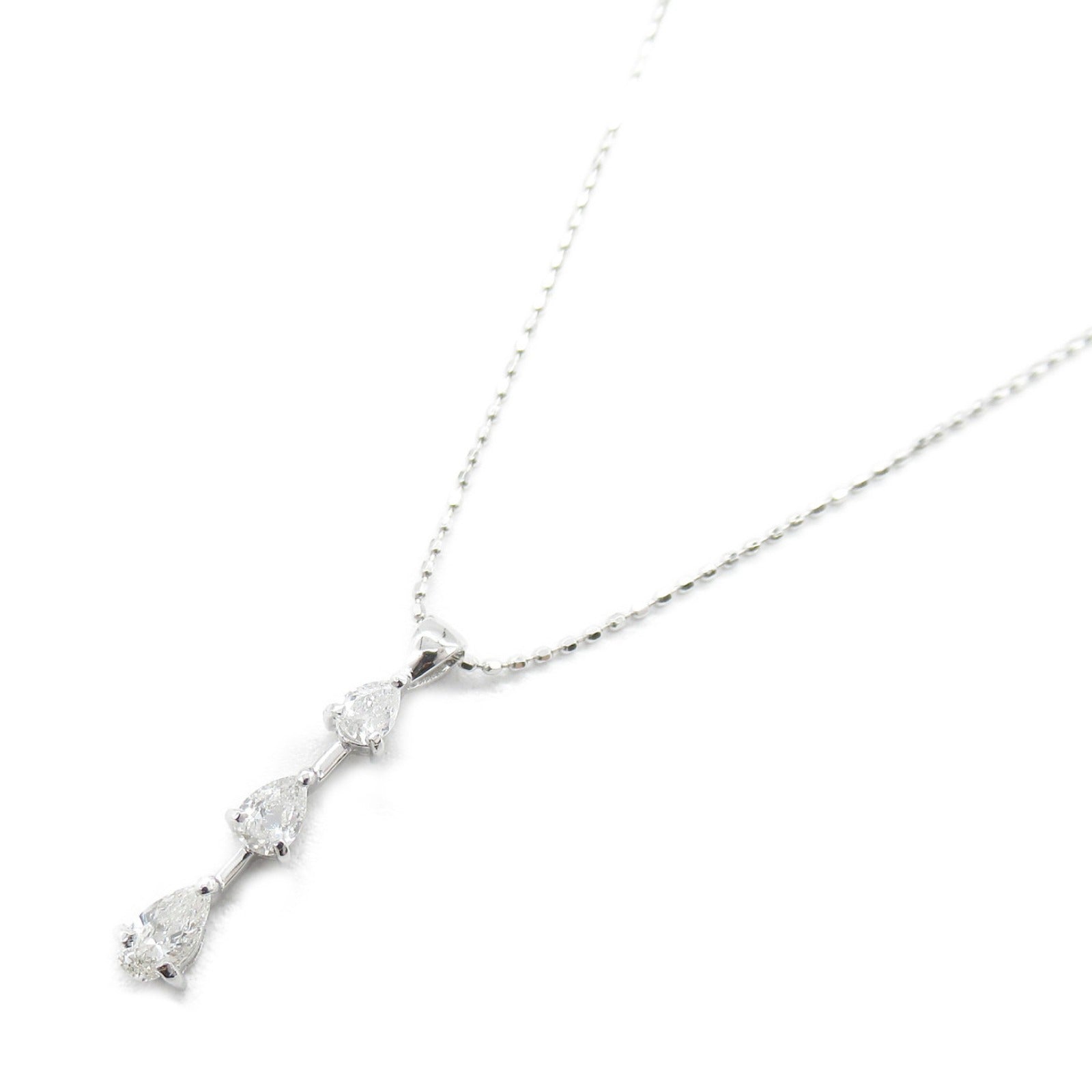 K18WG White Gold Diamond Necklace